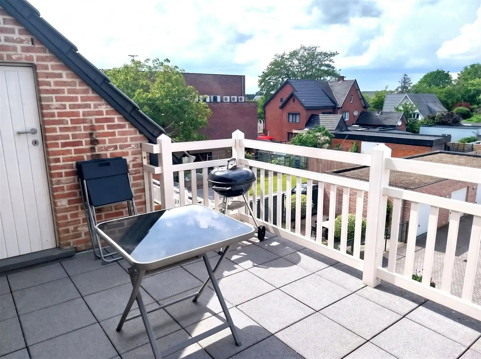 TE HUUR: Duplex-appartement met 3 slaapkamers en garage te Heusden-Zolder! foto 15