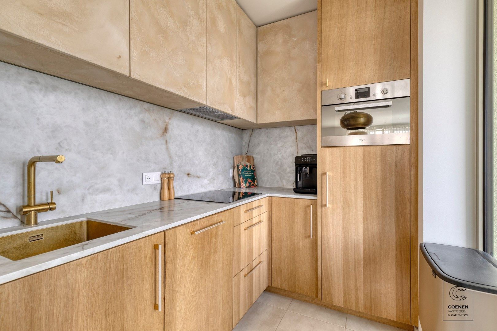 Design appartement van 83 m², twee slaapkamers en een ruim terras met een prachtig uitzicht over Antwerpen! foto 6