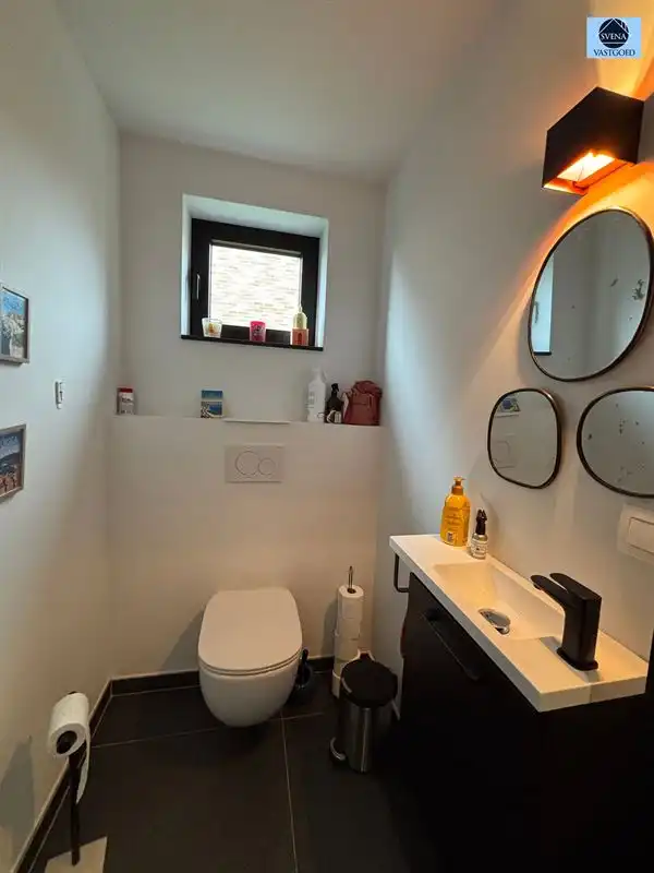 LUXUEUZE RECENTE WONING MET 3 SLAAPKAMERS, GARAGE EN TUIN foto 11