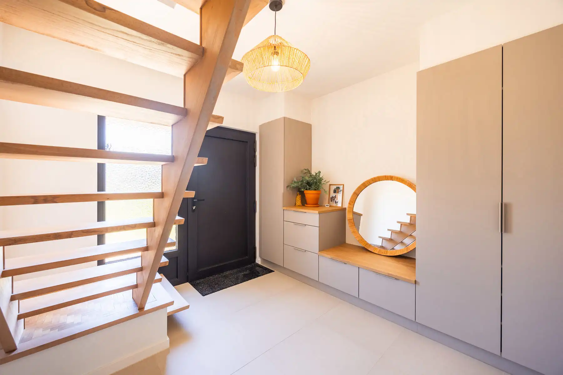 Buitenkans: gerenoveerde topwoning op prachtig perceel van 2.290 m² foto 3