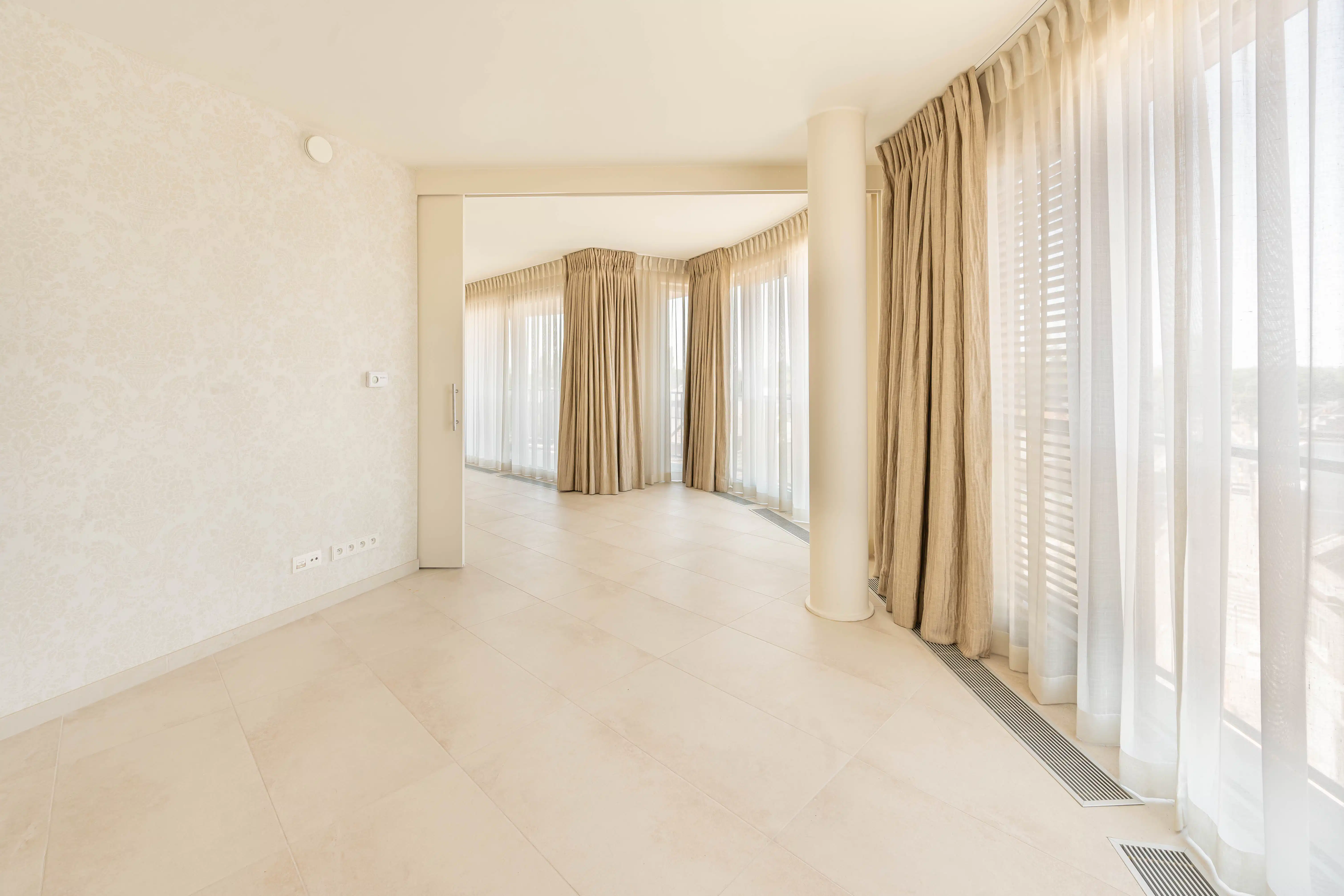 High-end serviceflat in hartje Willebroek foto 17