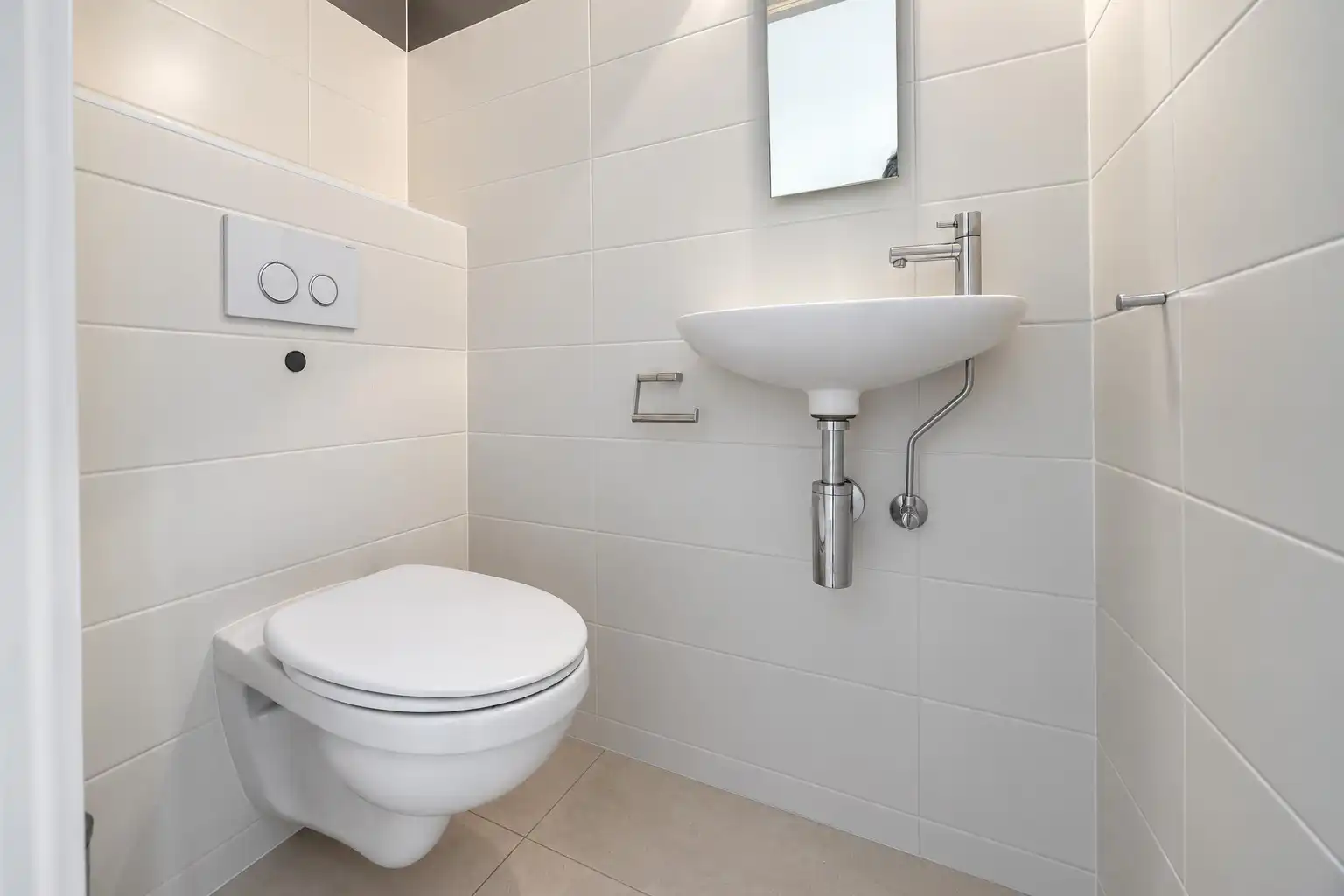 Instapklaar appartement met 2 terrassen in het hartje van Mariakerke! foto 12