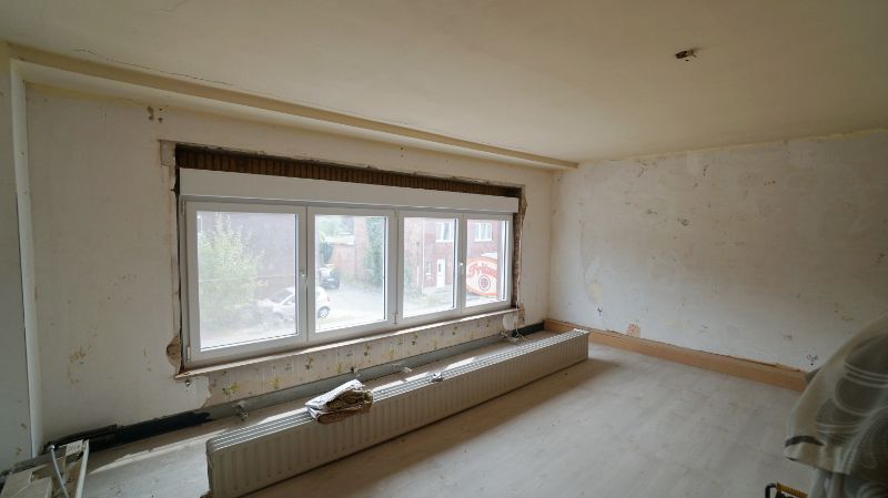 Schriek - Opbrengsteigendom met 2 verhuurde handelspanden, 1 appartement en 2 garageboxen foto 12