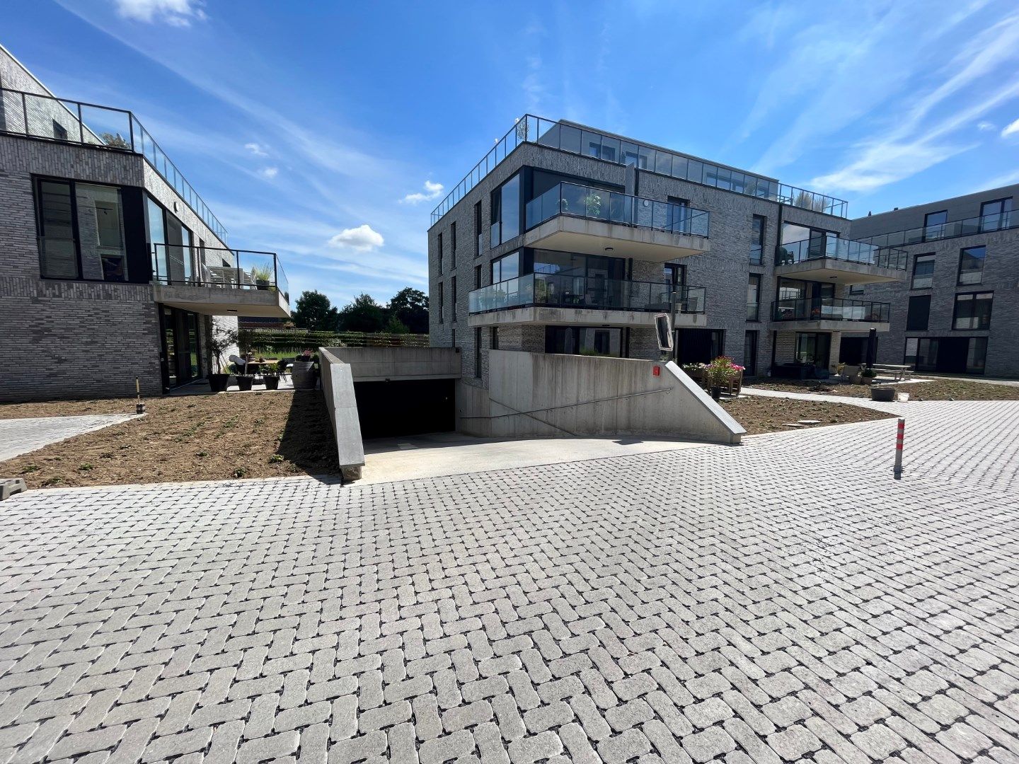  Gelijkvloers appartement met ruim terras foto 27