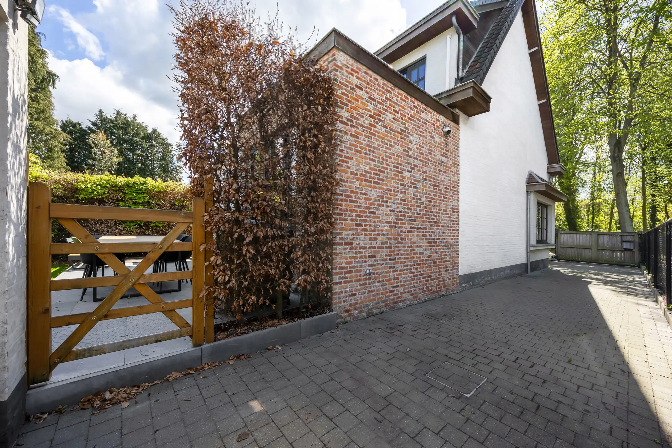 Stijlvolle woning in groene toplocatie nabij het centrum foto 3