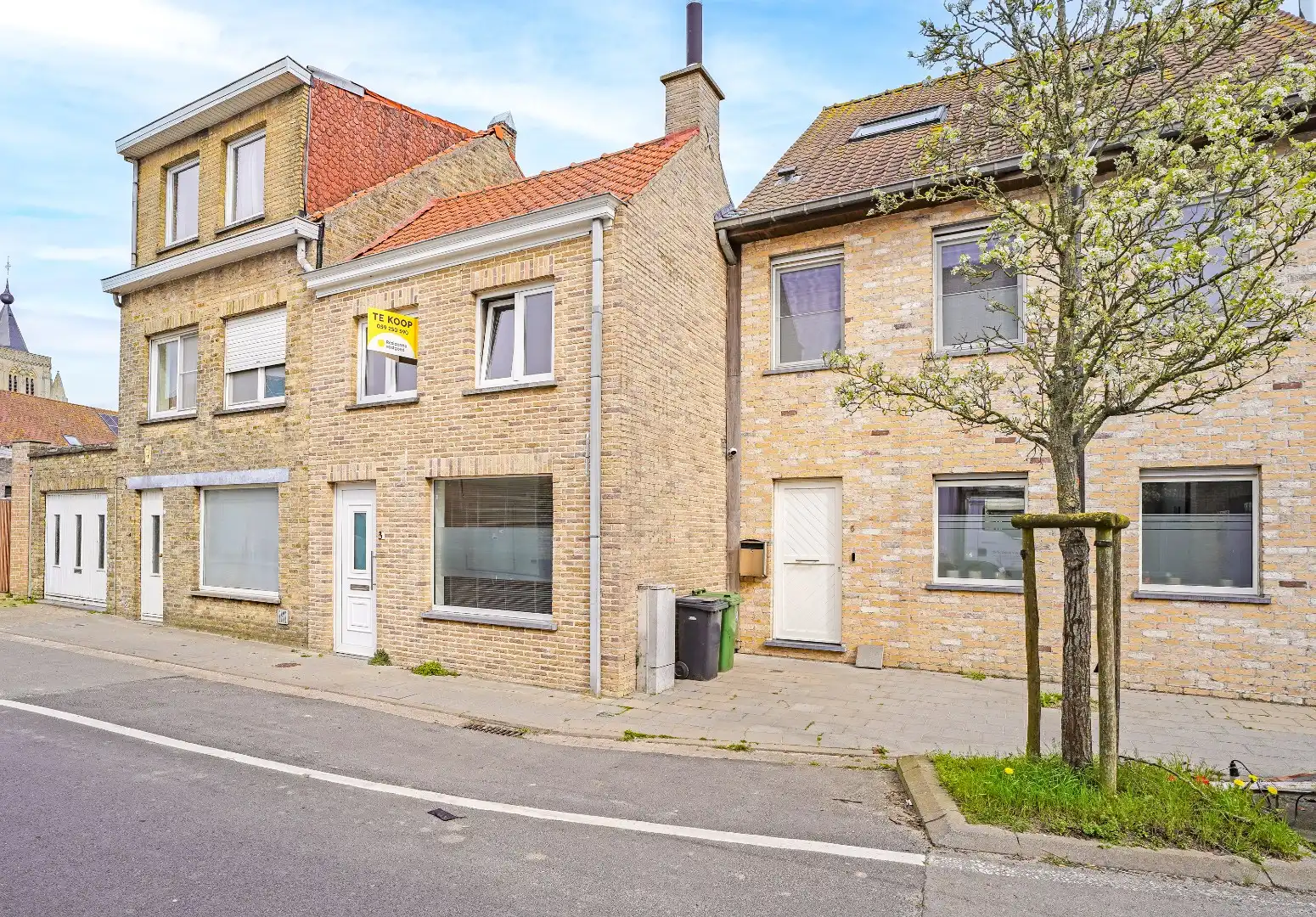 Instapklare woning met 3 slaapkamers te Alveringem. foto 17
