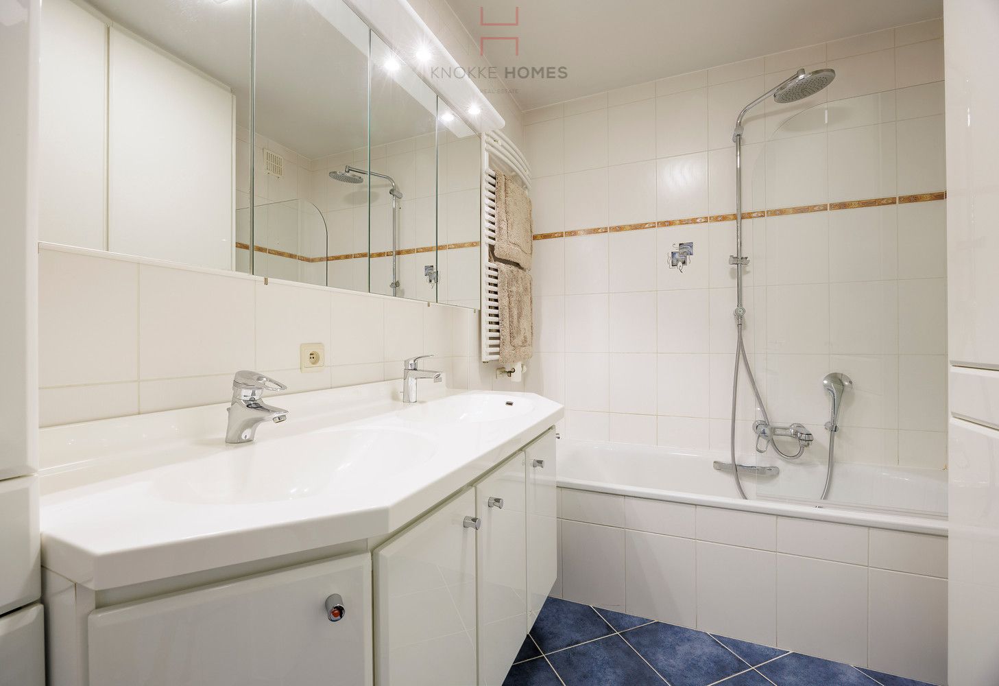 Instapklaar appartement met zijdelings zeezicht aan het Albertstrand in Knokke foto 15