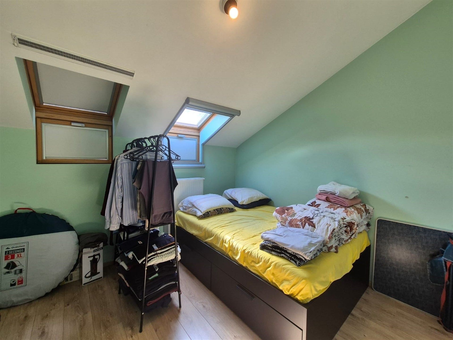 Bijzonder interessant gelegen recente woning met tuin en garage. foto 18