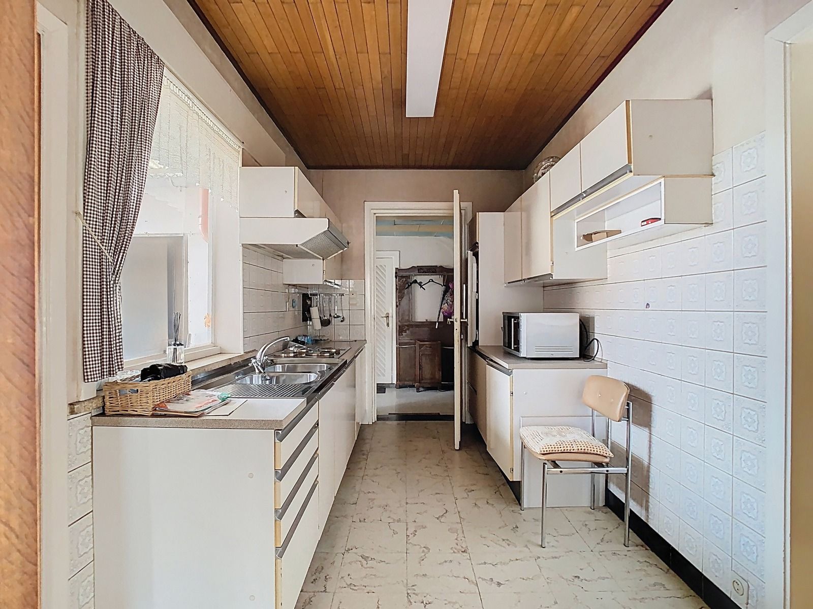 Zéér Ruime Woning met voormalig Handelspand én Tuin! foto 6