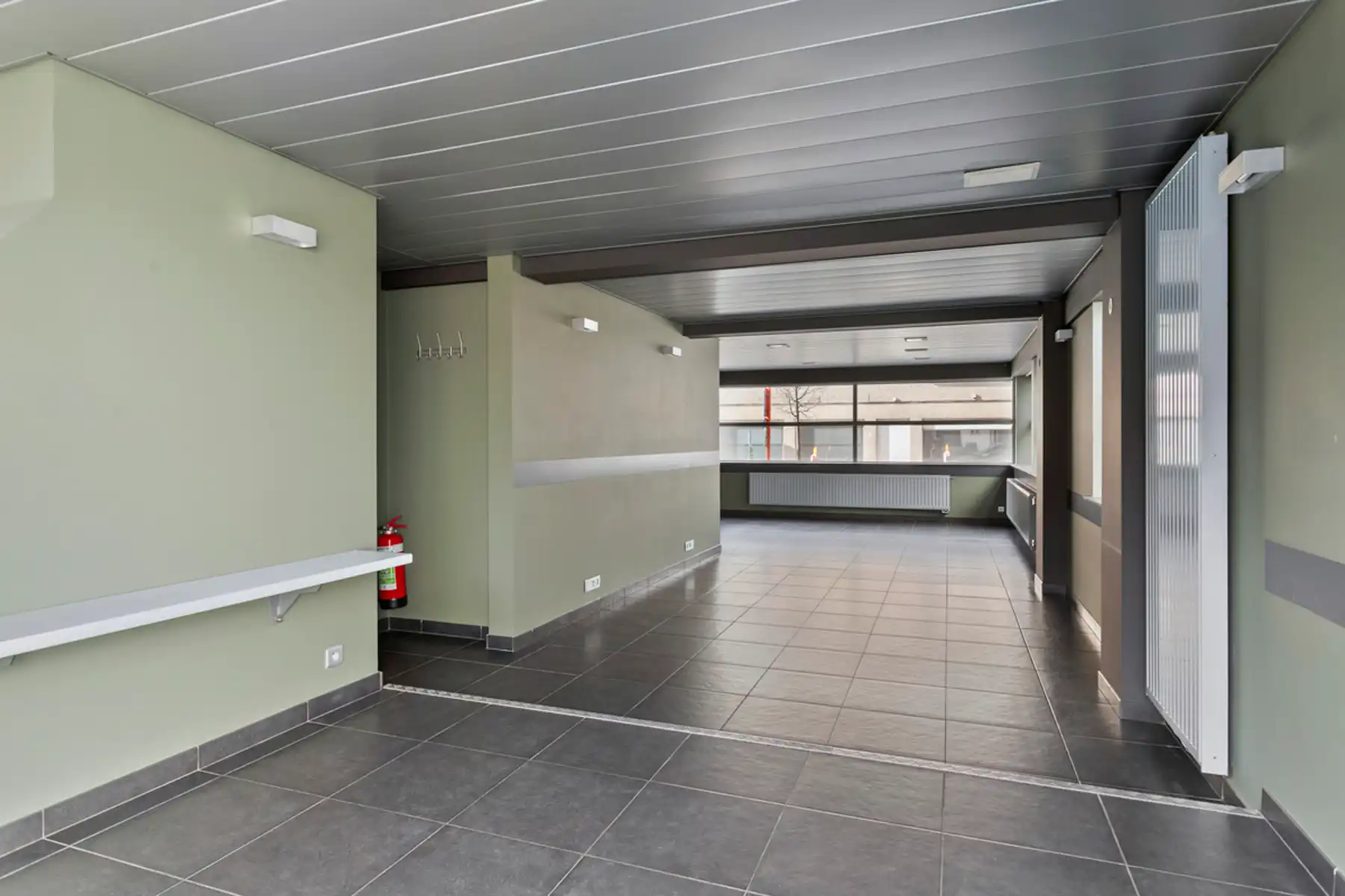 Woning met commerciële ruimte in het centrum van Aalter! foto 17