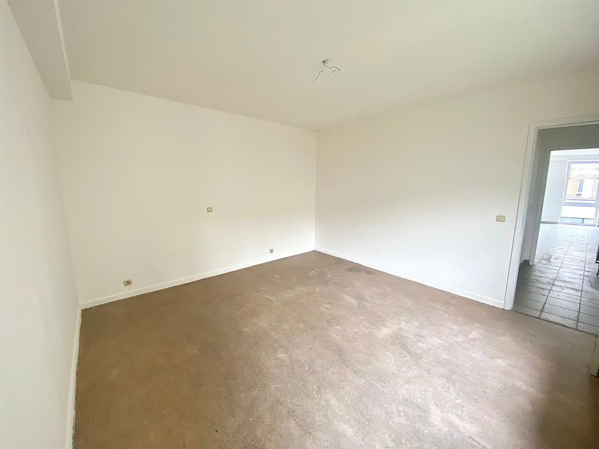 Opbrengsteneigendom bestaande uit 6 appartementen, dubbele garagebox en 6 staanplaatsen te Aalst foto 6