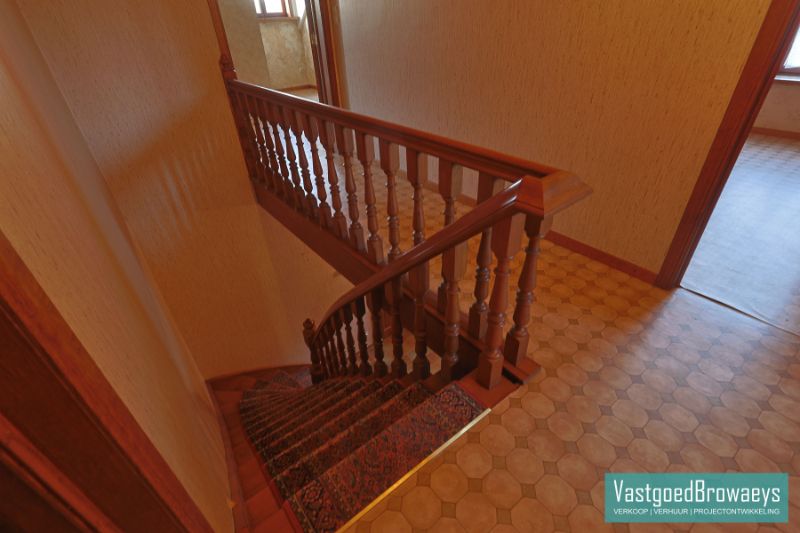 Te renoveren fermette omgeven in een oase van groen foto 13