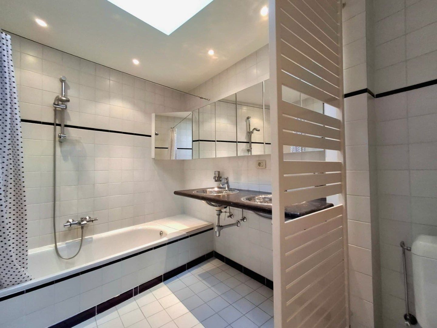 CHARMANTE GEZINSWONING MET 3 SLPKS EN KOER IN HARTJE DENTERGEM foto 10