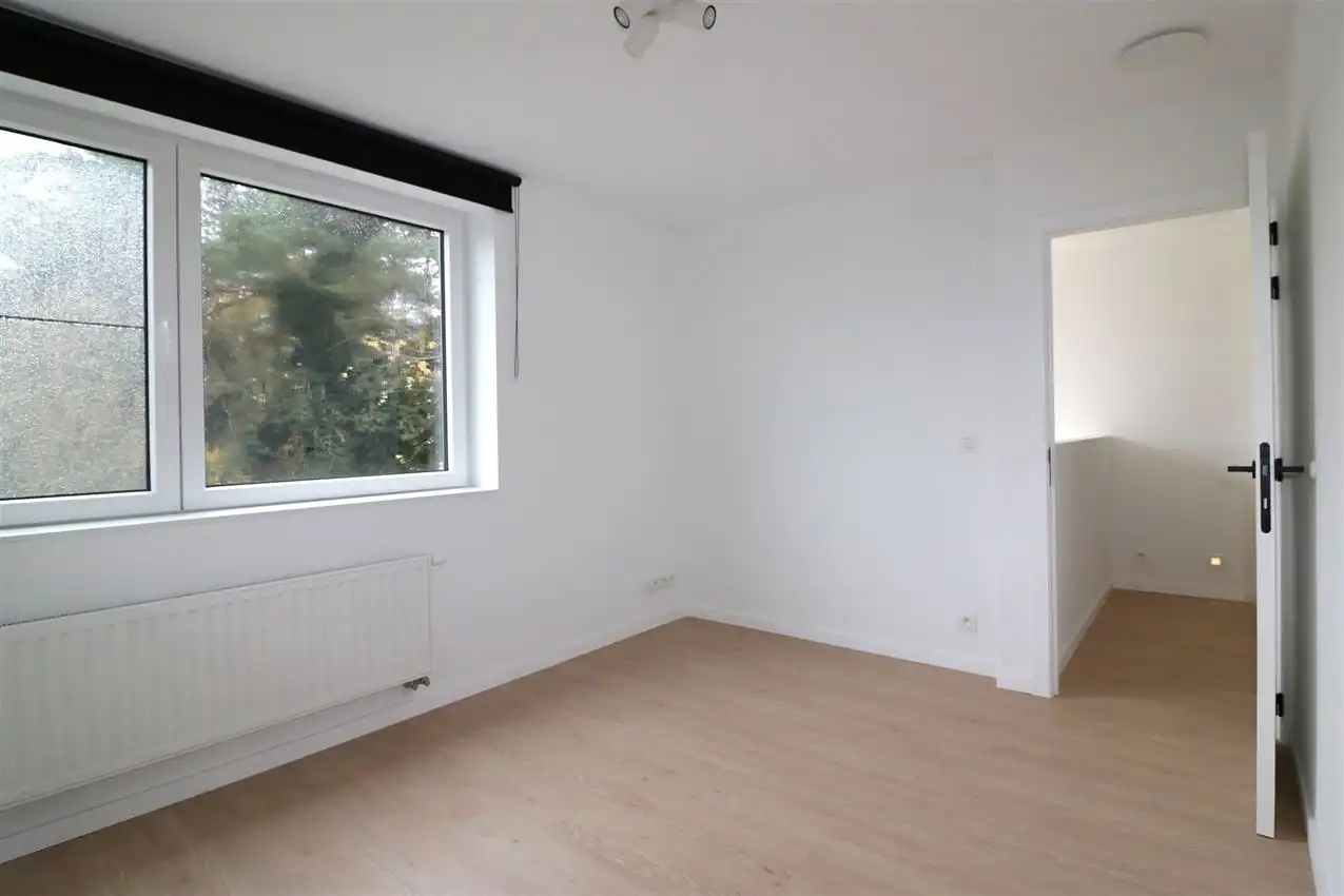 Vernieuwbouw op toplocatie, 3 slpk, tuin en garage foto 10
