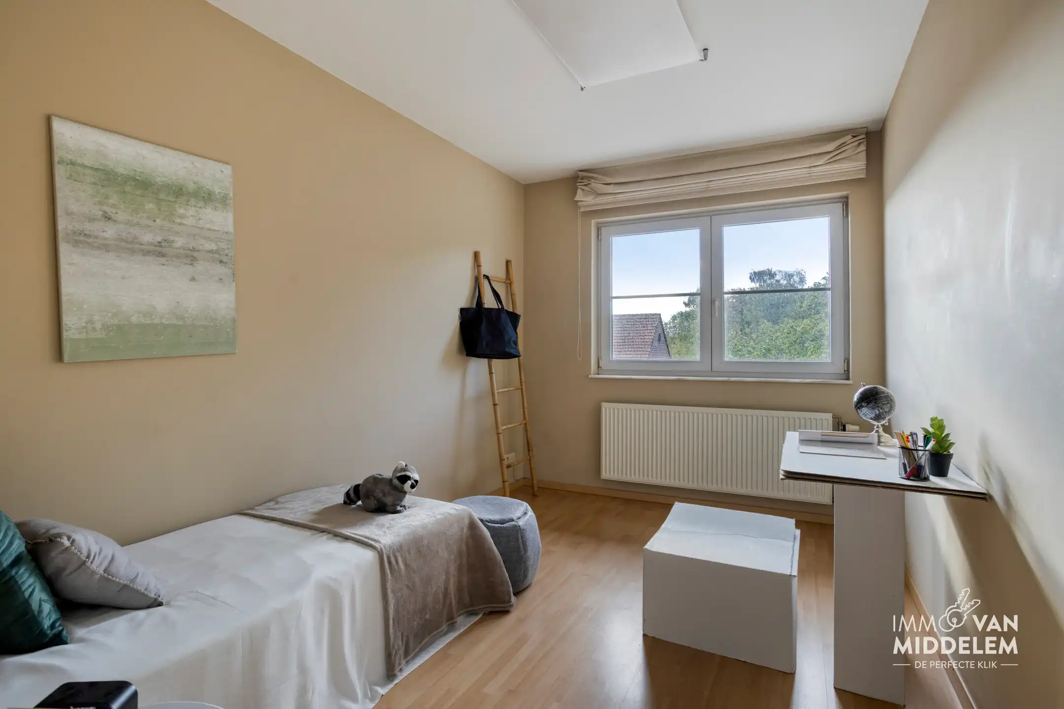 DUPLEXAPPARTEMENT MET 3 SLAAPKAMERS, GARAGE EN BERGING foto 12