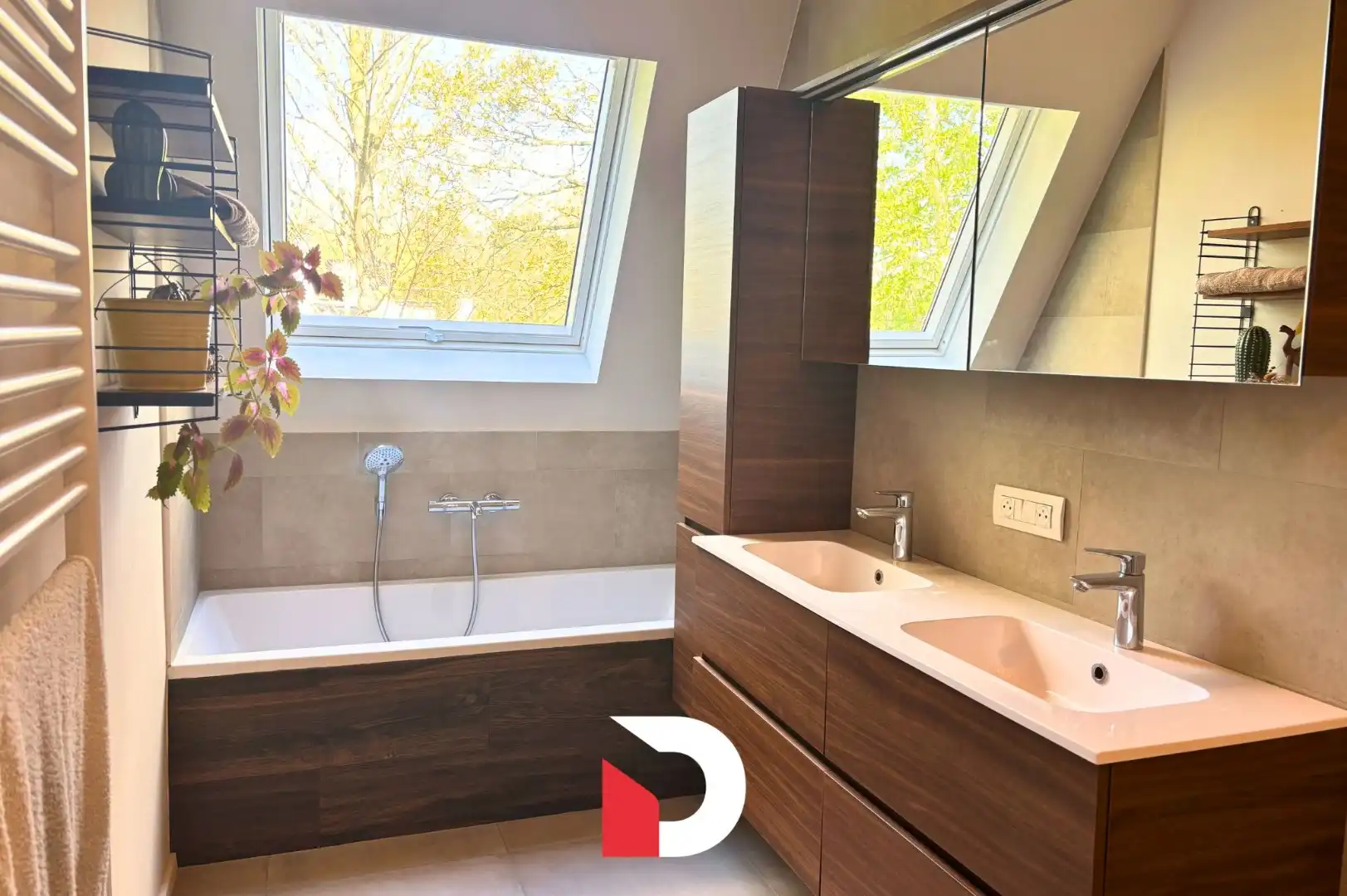 Recente moderne bemeubelde woning in centrum Brugge  foto 15