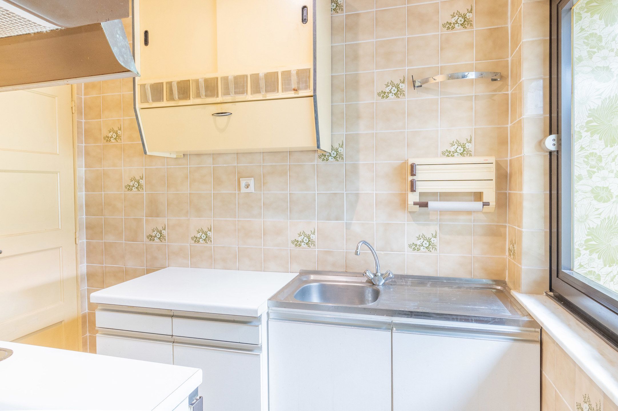 Knusse te renoveren woning met leuke tuin foto 15