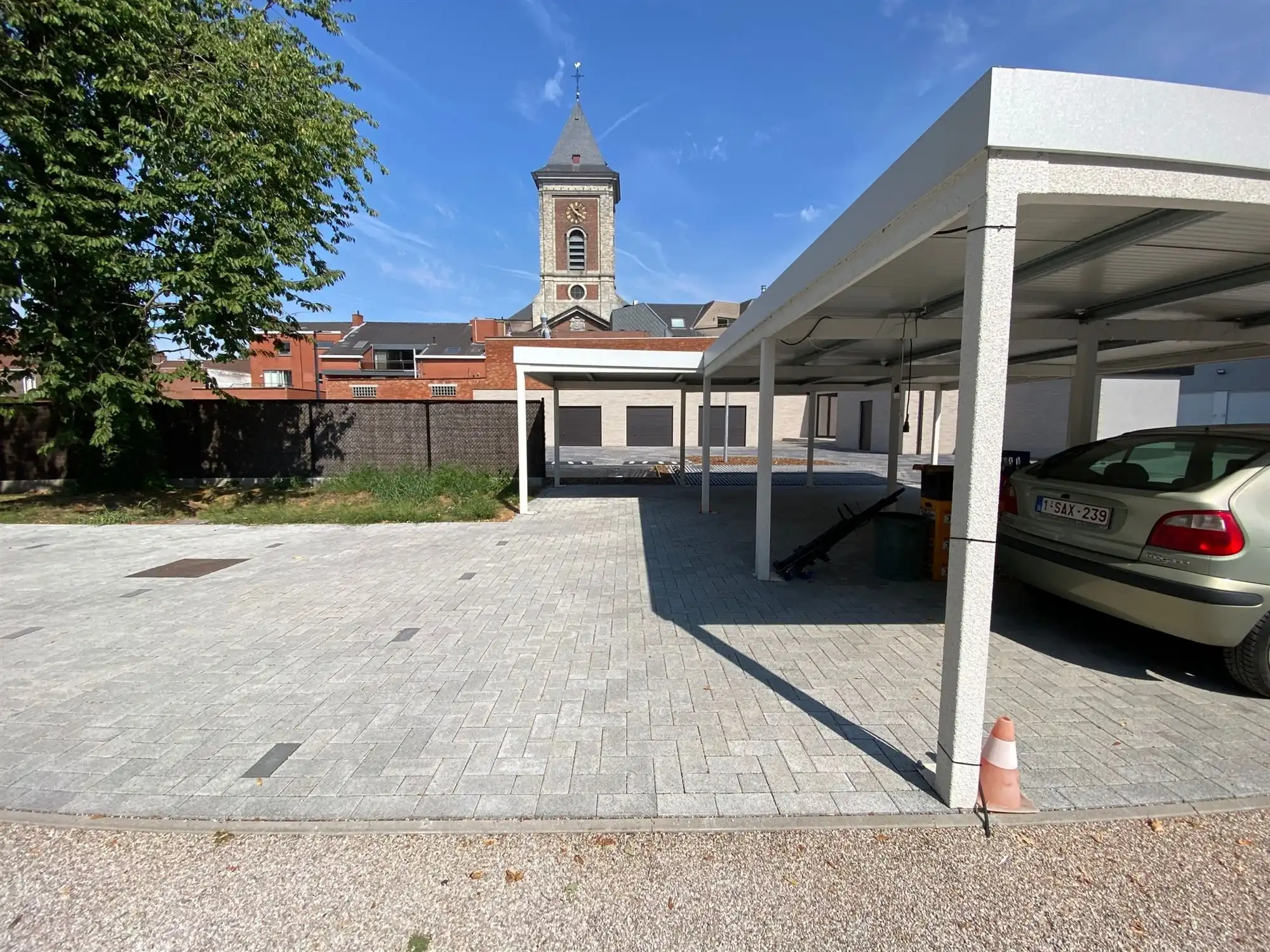 Privatieve autostaanplaats, centrum Evergem foto 2