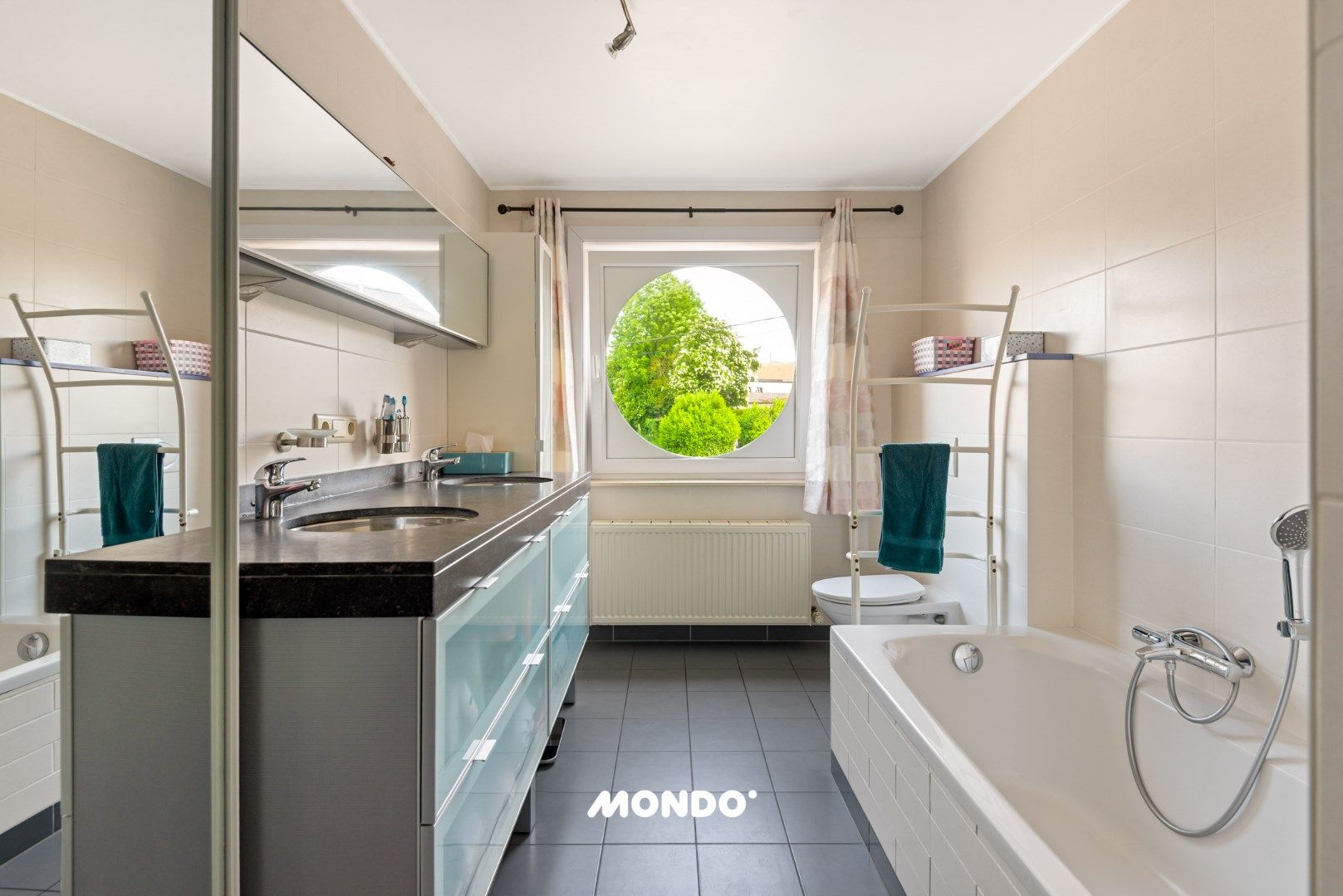 Instapklare woning met 4 slaapkamers met fenomenaal zicht te Schepdaal! foto 18