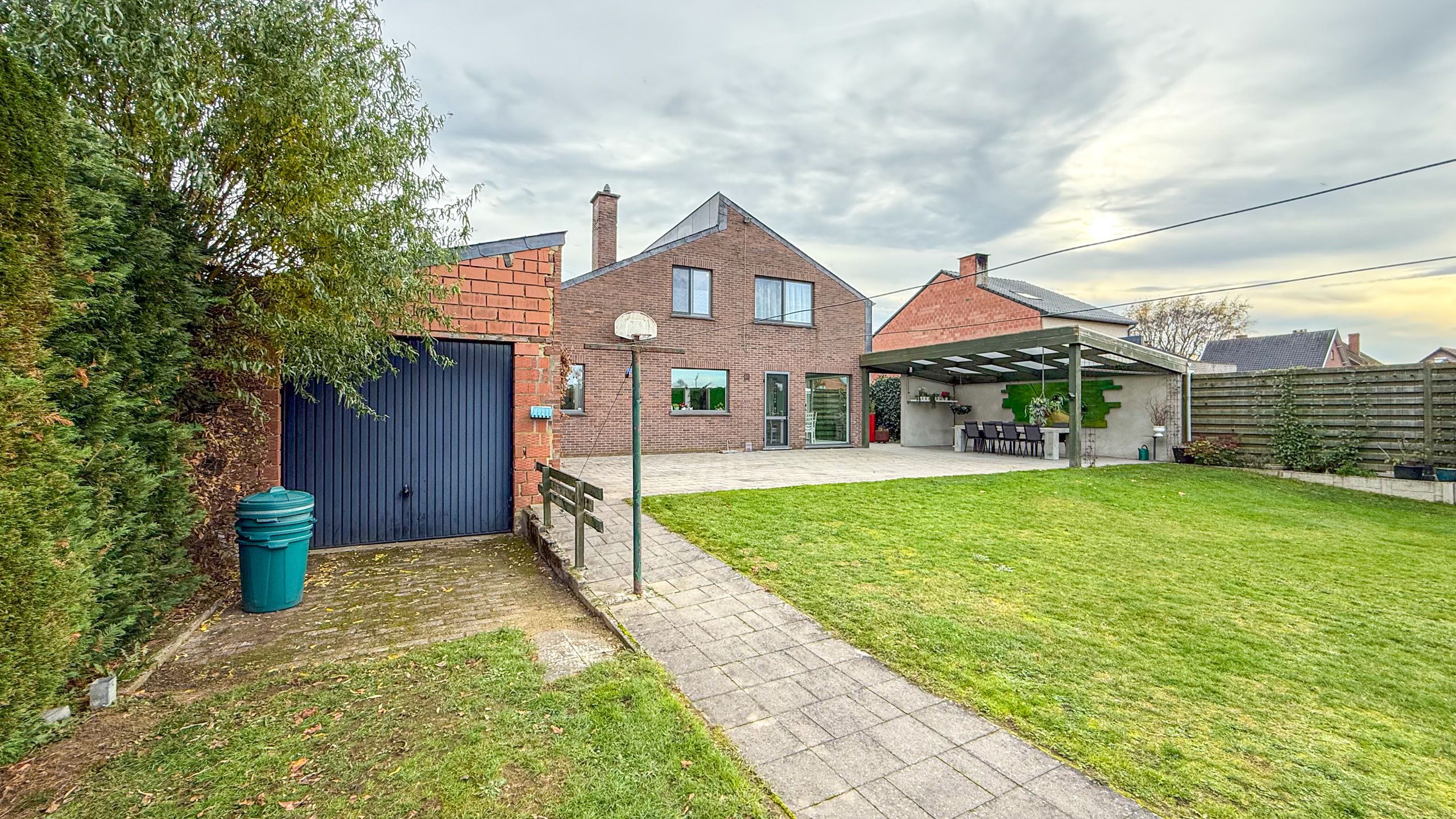 Charmante woning op 18are grond, grote tuin en ruime garage! foto 61