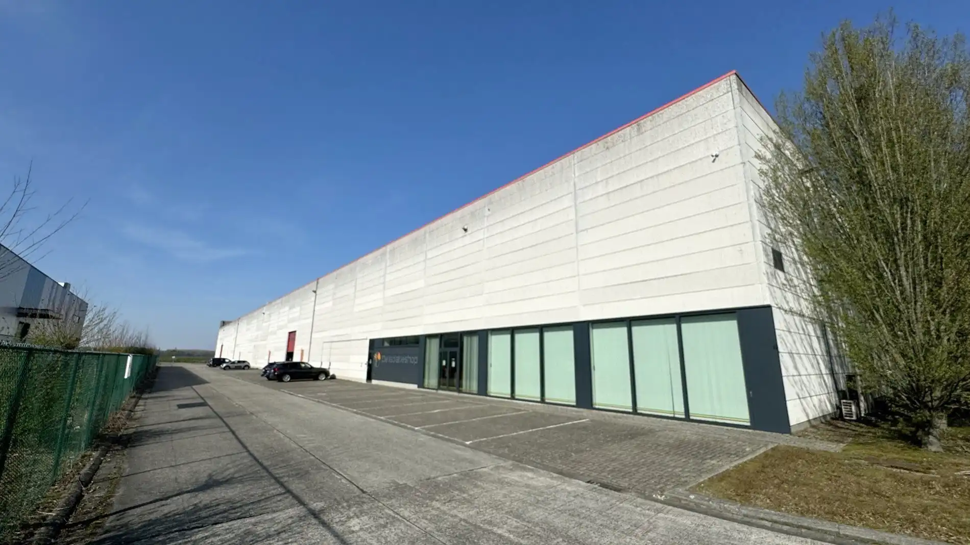 Loods te huur nabij E19 in Mechelen foto 11