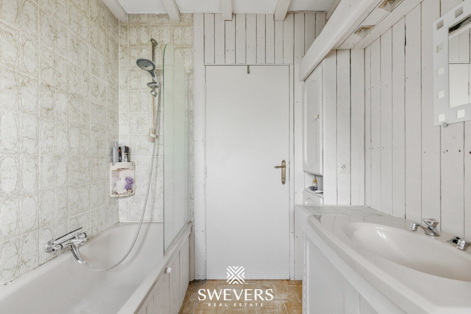 Verrassend ruime woning met veel mogelijkheden te Heusden-Zolder foto 12