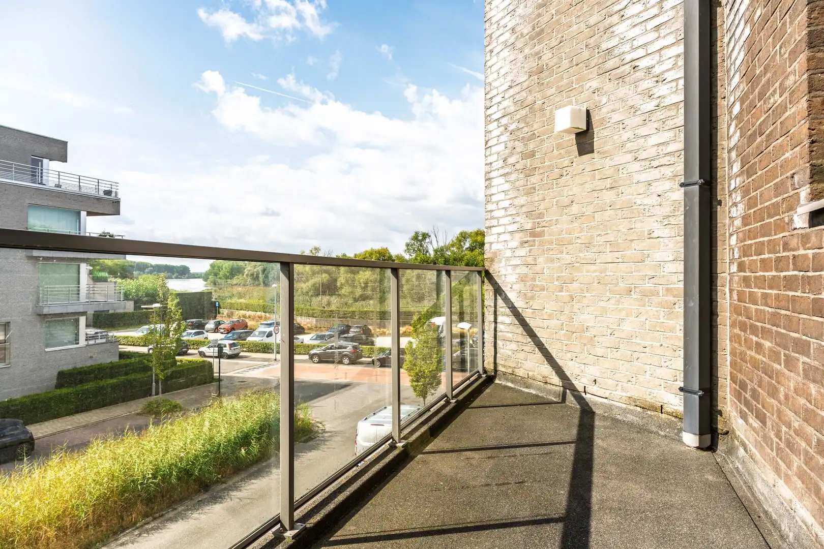 Prachtig duplex appartement met 3 slaapkamers, 3 terrassen en 2 autostaanplaatsen foto 5