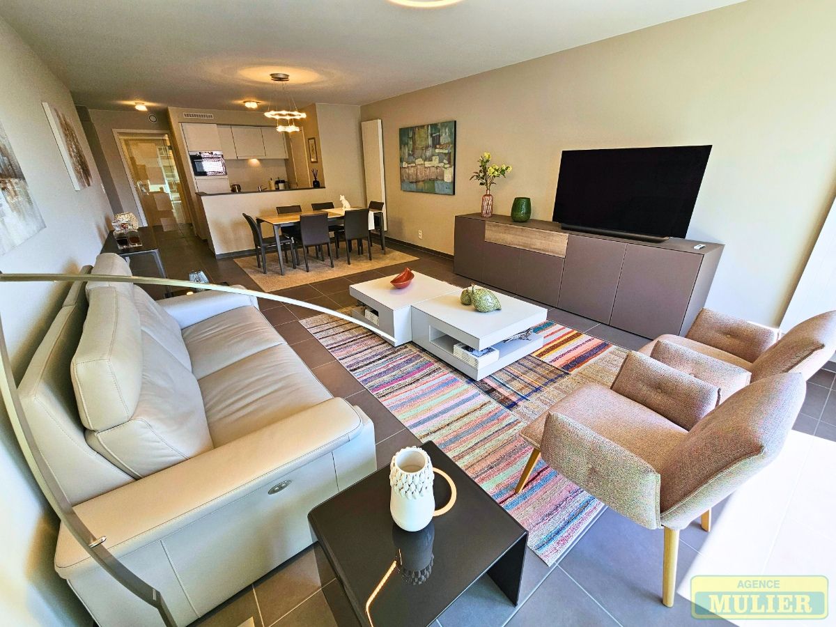 Appartement te koop foto {{pictureIndex}}