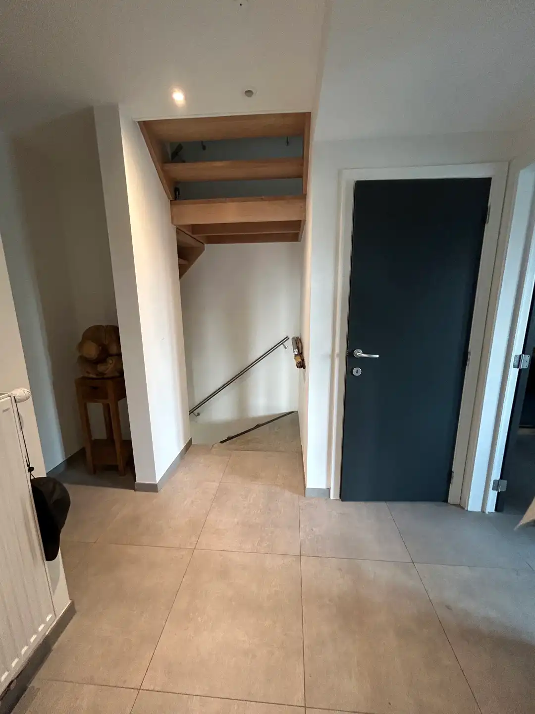 2-slaapkamerappartement met dubbele garage en leuke tuin foto 2