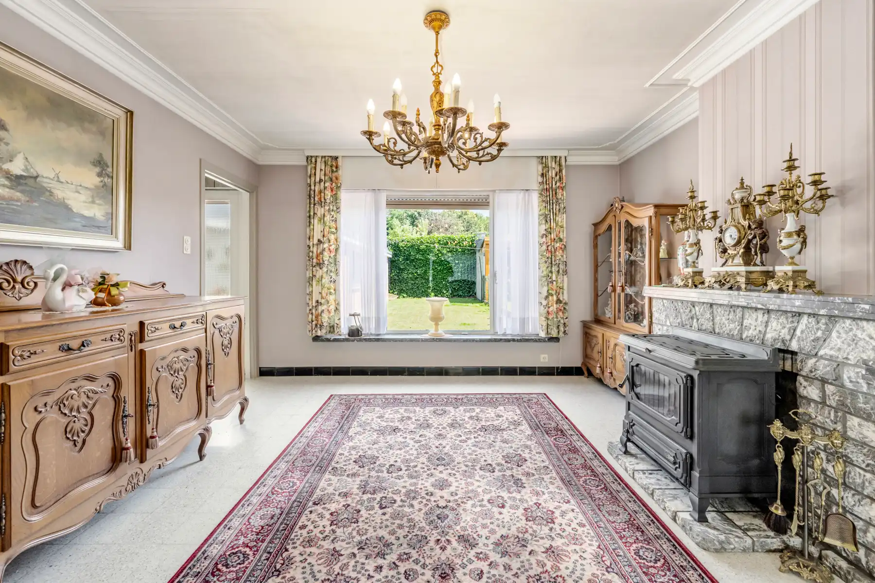  Rustig gelegen, deels te renoveren woning met 4 slpk, tuin. foto 6