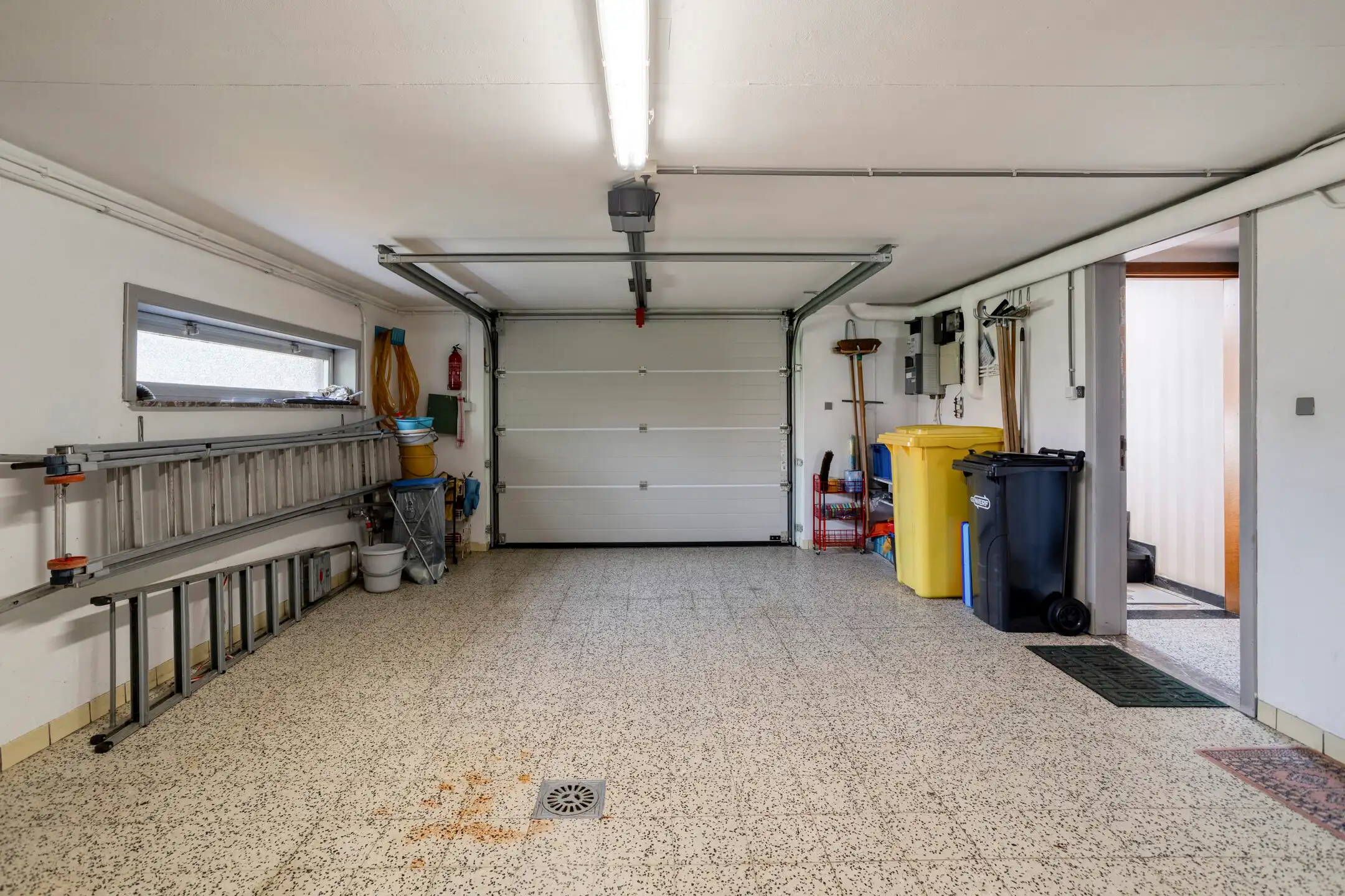 Perfect onderhouden woning met 3 slaapkamers op 8 are foto 23