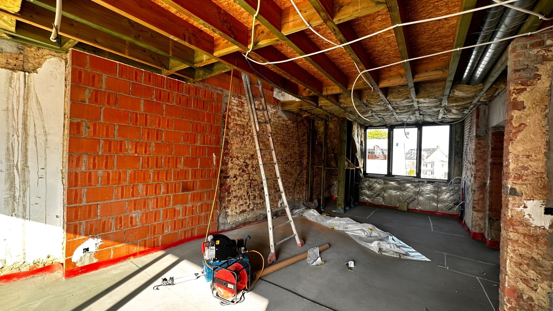 Karaktervolle "BEN" luxe duplex-appartement gelegen in het hart van Lokeren  foto 11