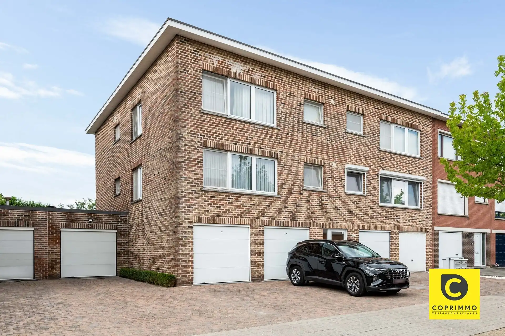 Gelijkvloers app.: 2 slk, garage en tuin  foto 15