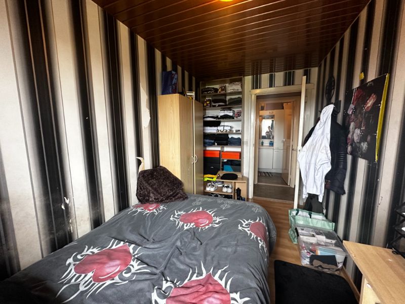 Te renoveren 2 slaapkamer appartement op tweede verdieping met terras. foto 9