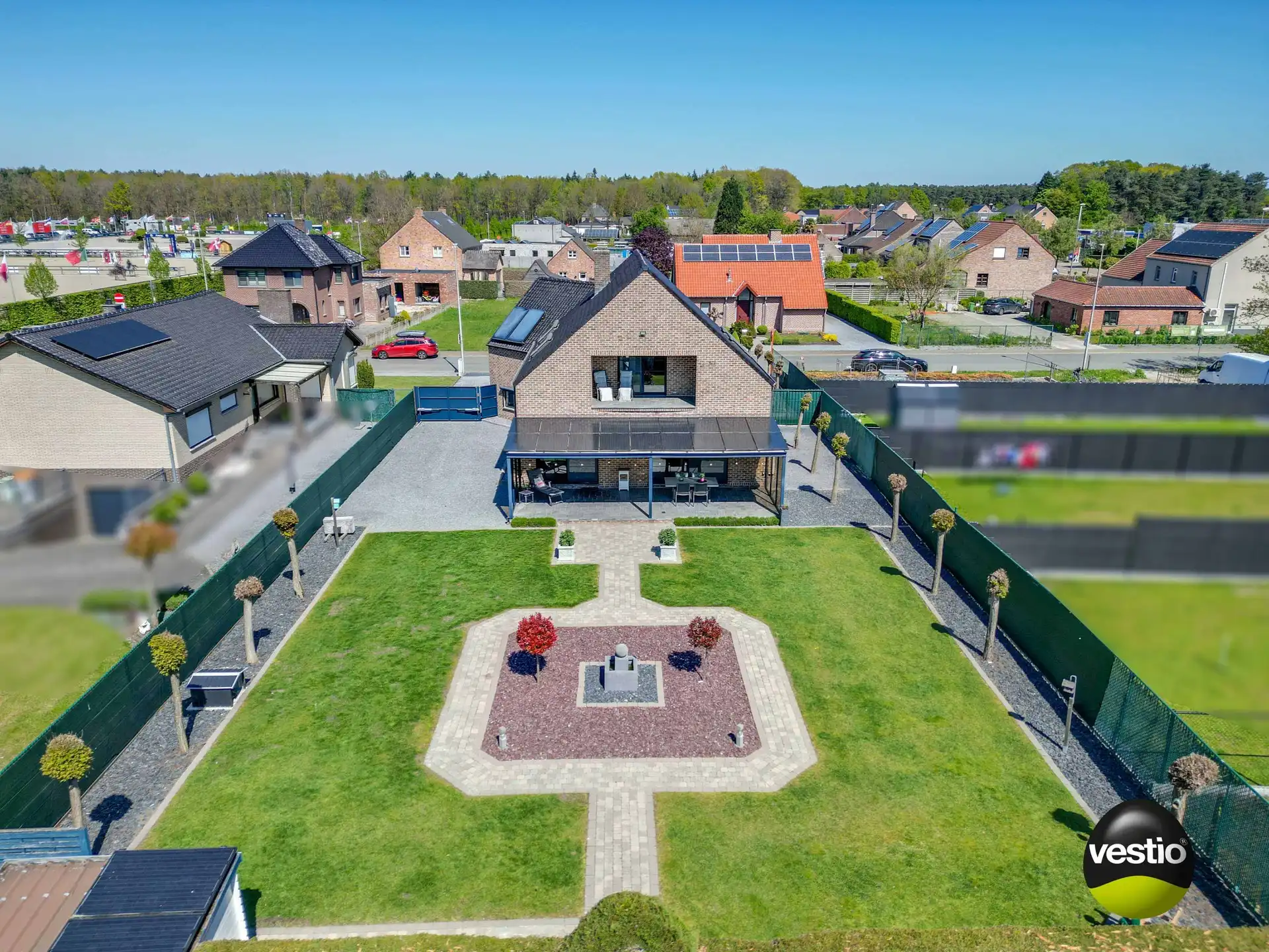 ENERGIEZUINIGE WONING OP 13,52 ARE TE OPGLABBEEK foto 2