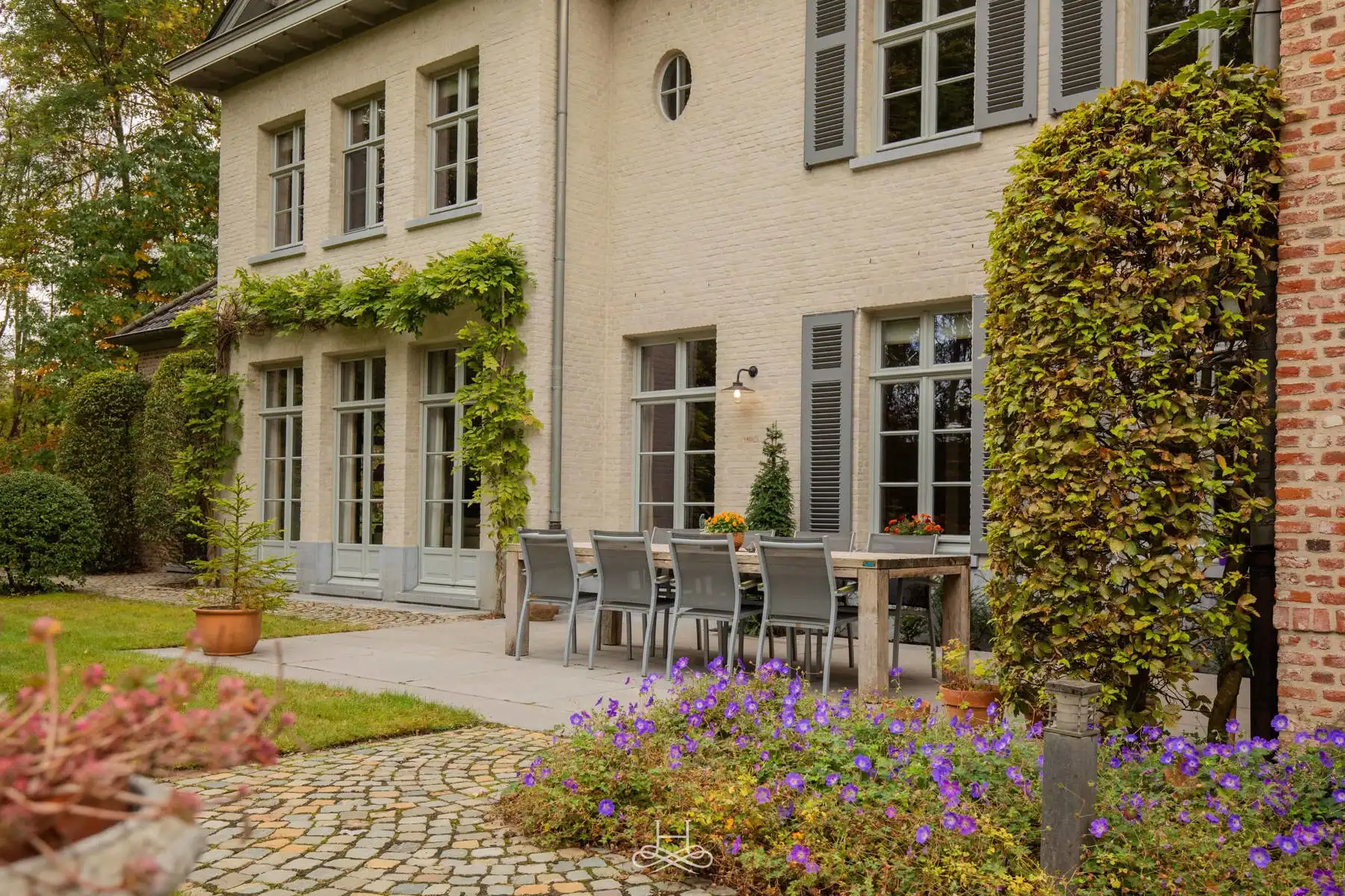 Exclusieve villa te Tremelo met prachtige vijver foto 25