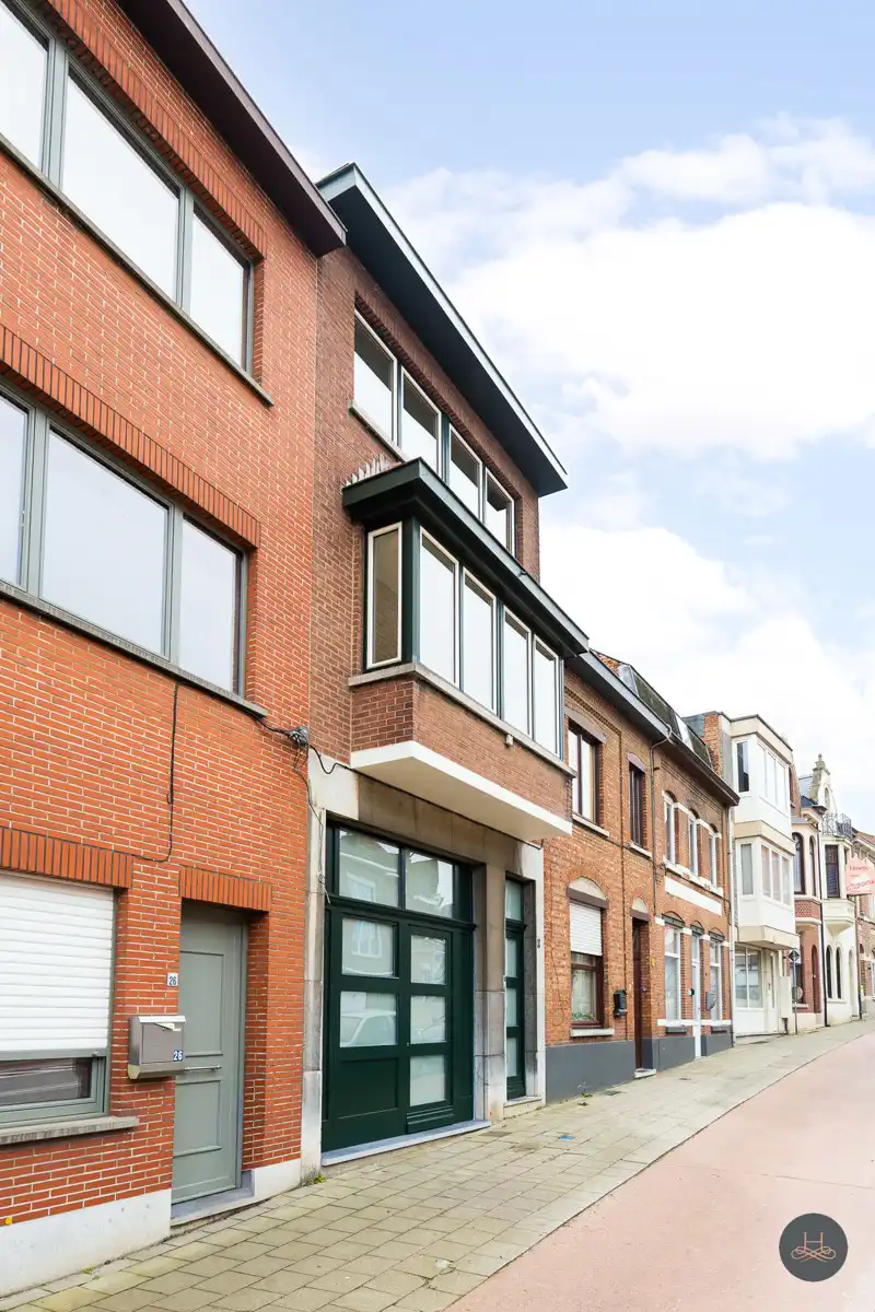Gerenoveerd en zeer energiezuinig appartement met tof terras foto 3