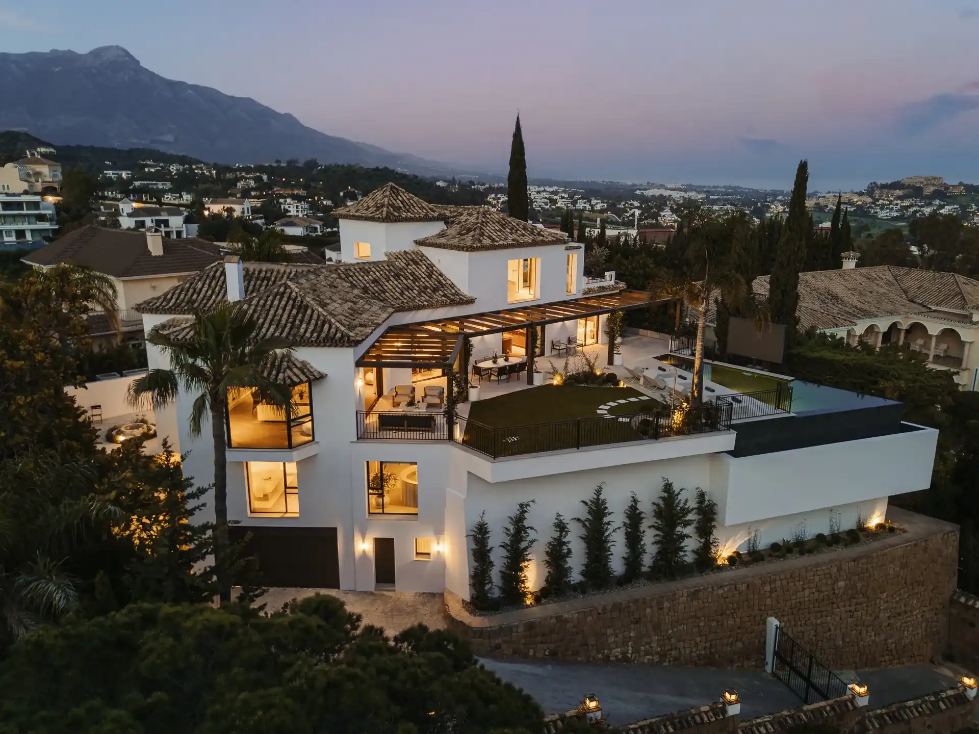 Architecturale topvilla met wellness en zeezicht in het exclusieve La Quinta foto 30