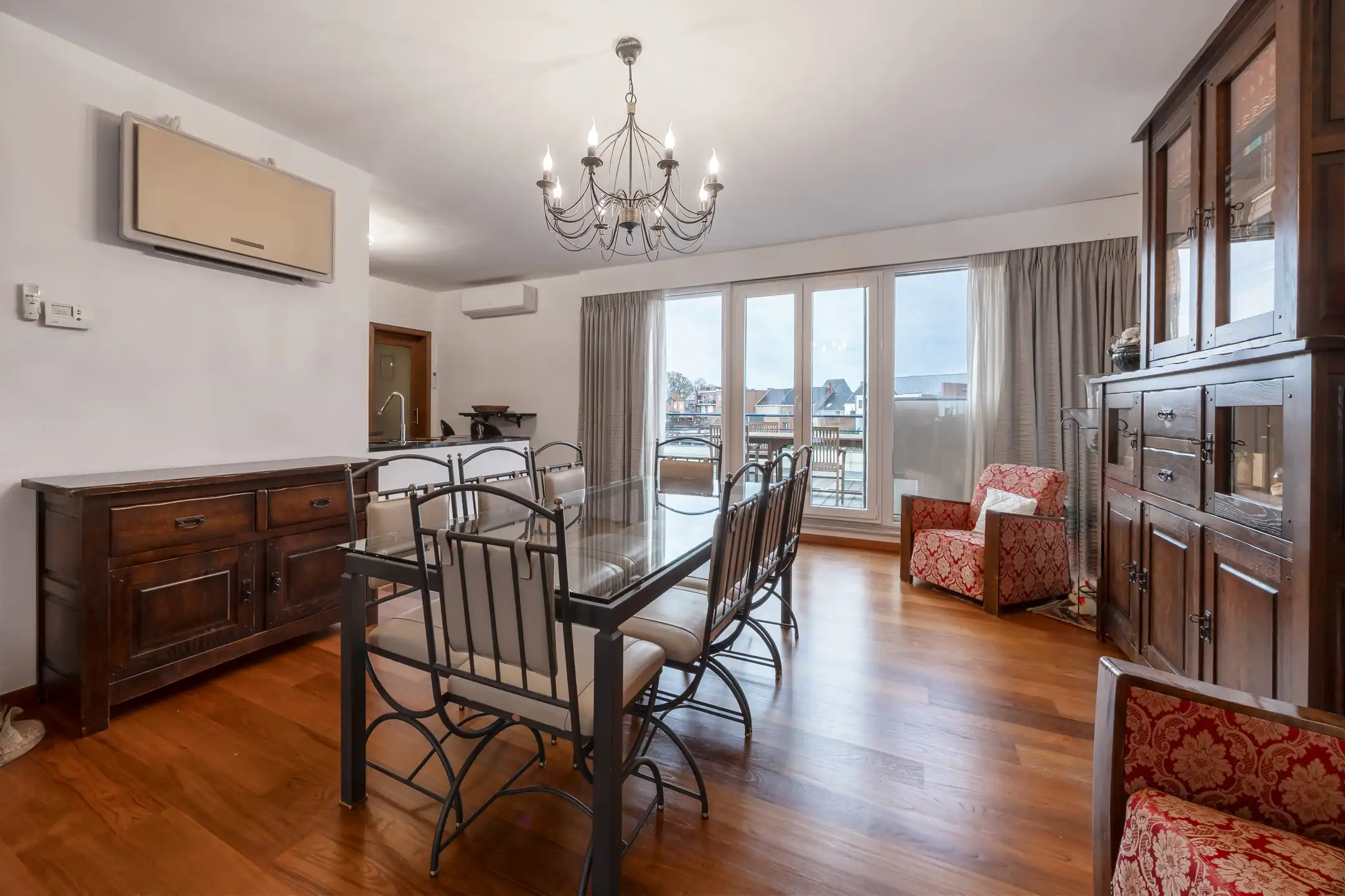 Appartement te koop foto 3