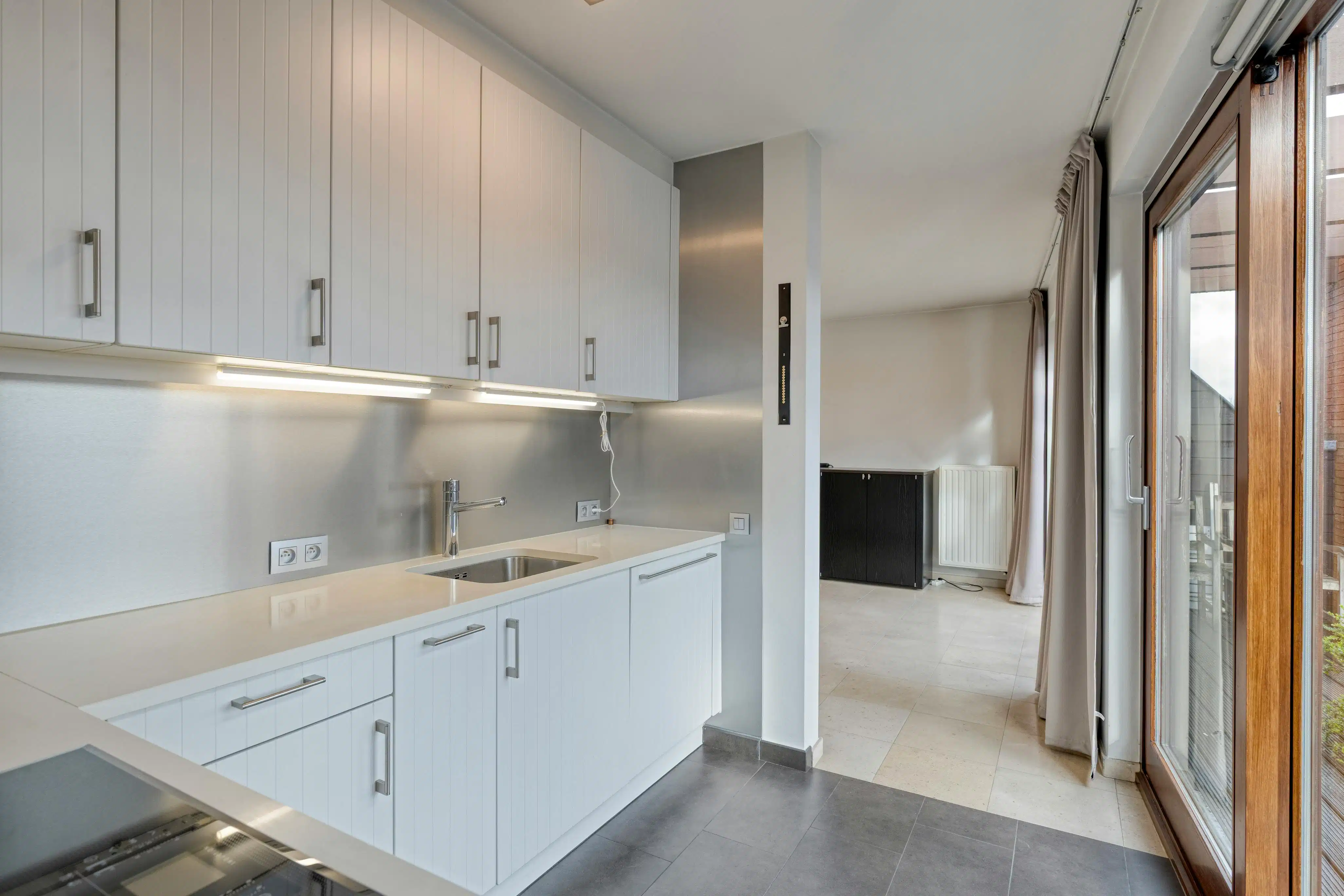 Lichtrijk appartement met 3 slaapkamers te koop in Brugge foto 5