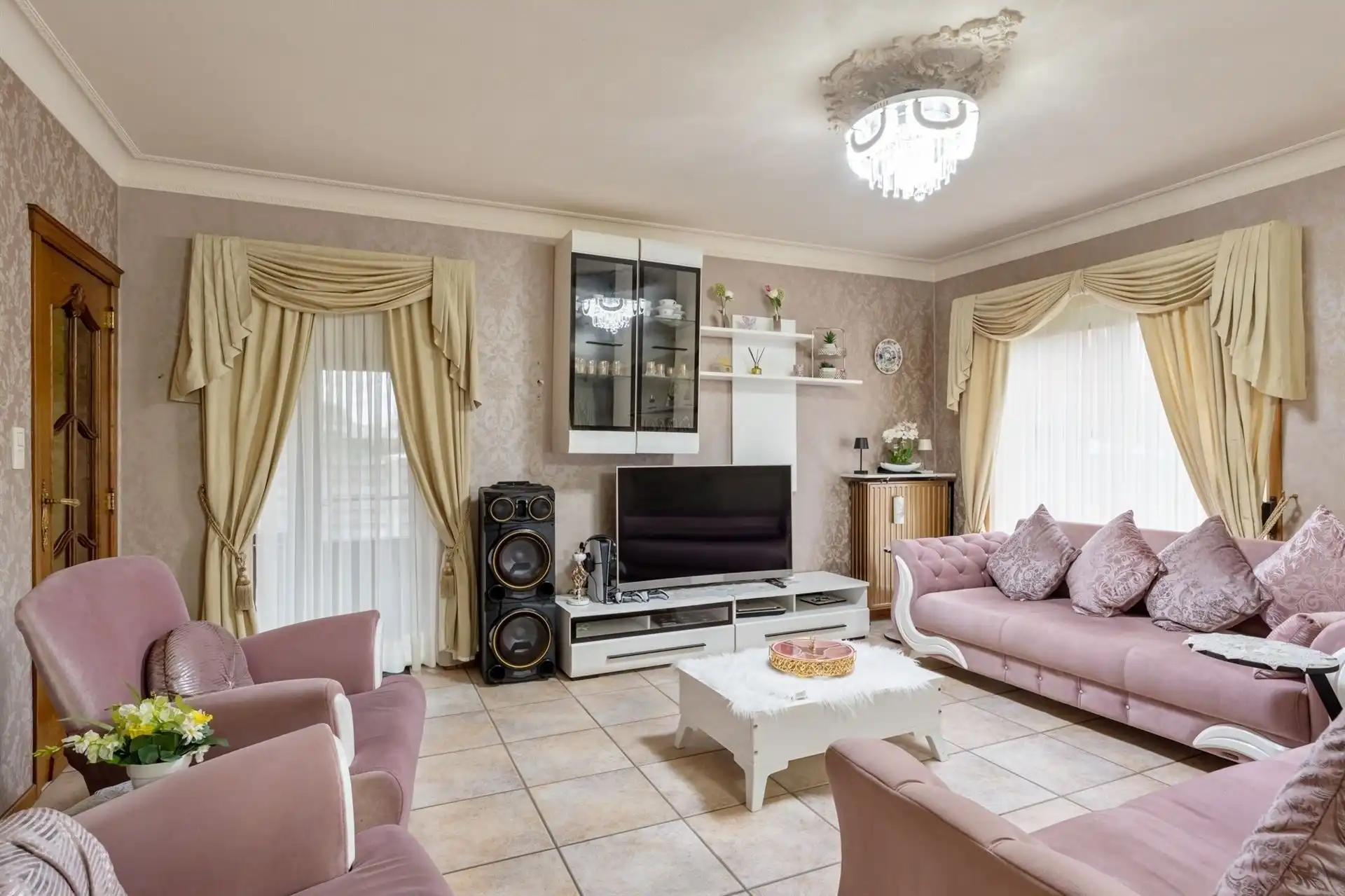 Vrijstaande eengezinswoning te Zelem. foto 14