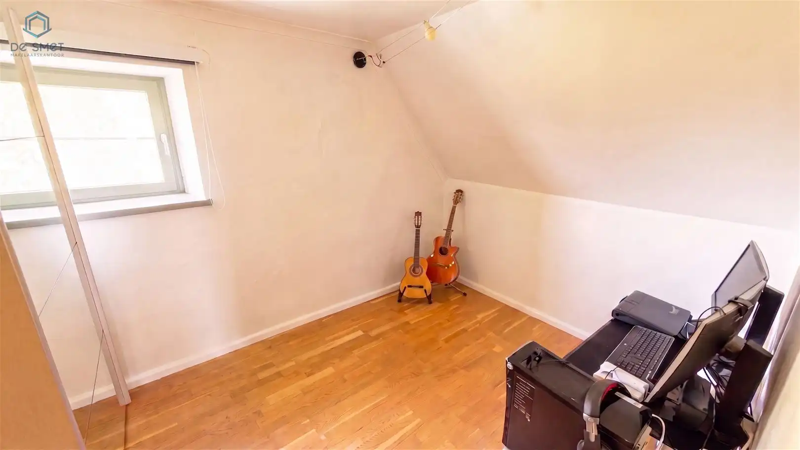 Exclusief domein te koop Instapklare privéwoning met erkende 4-sterren vakantiewoning op toplocatie in Geraardsbergen foto 15