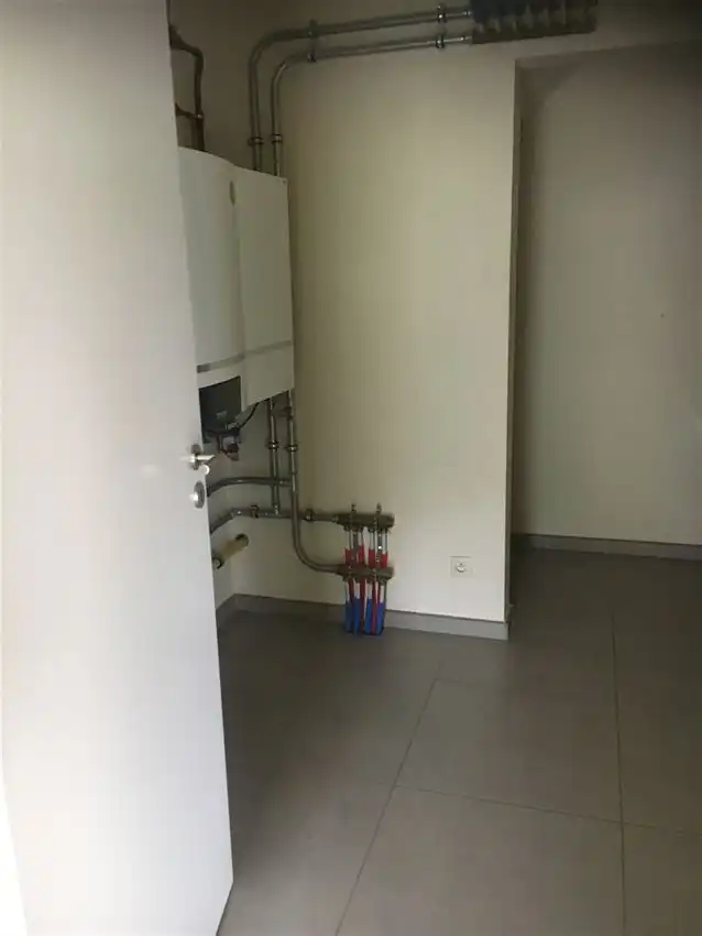 Recente woning, drie slpk, ruime zolder op rustige locatie foto 15