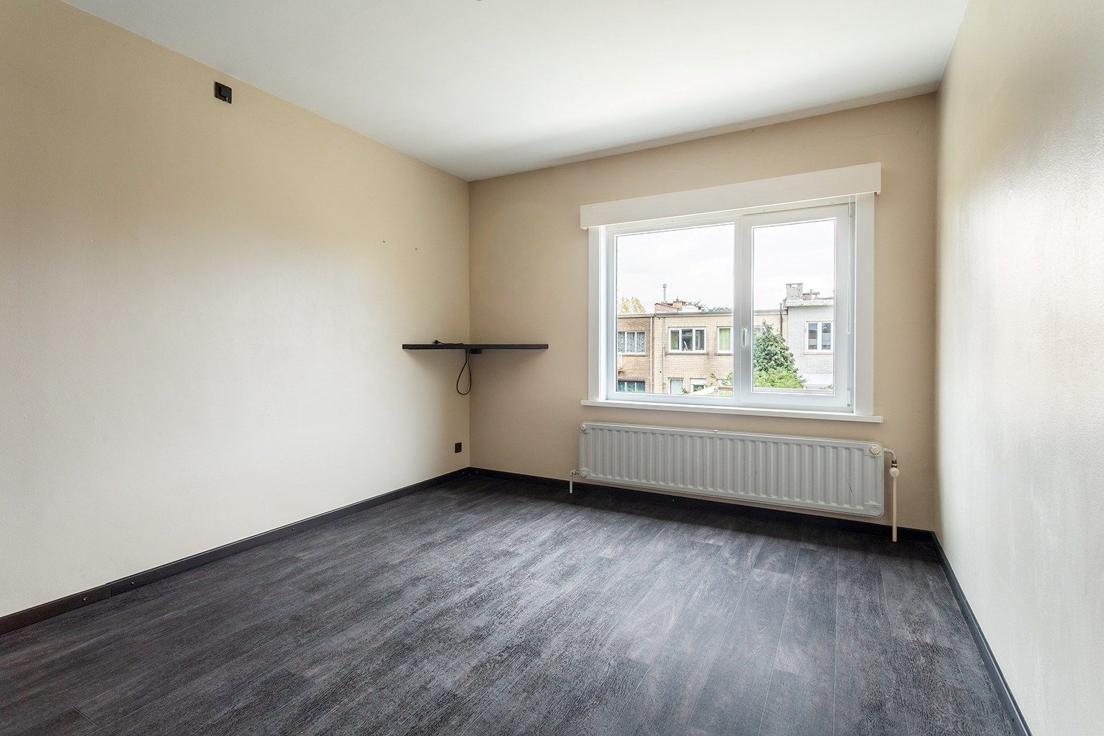 Lichtrijk 2-slaapkamerappartement in kleinschalig gebouw op Linkeroever foto 11