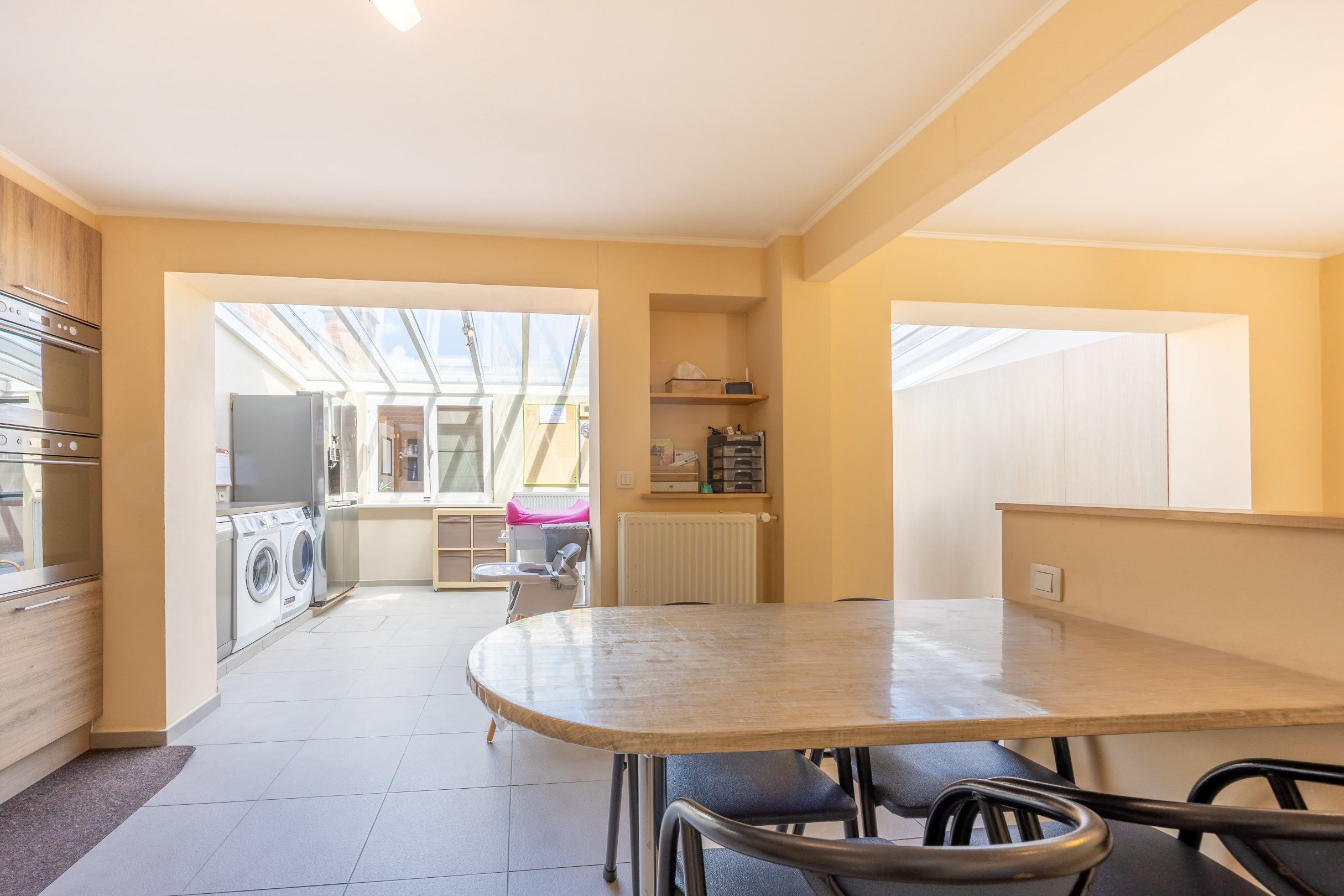 Instapklare woning met 4 slaapkamers en uitweg foto 11