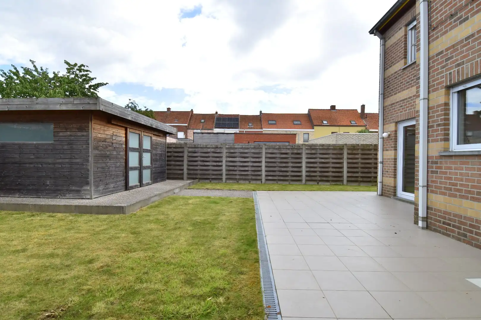 Gezinswoning met 3 slaapkamers, tuin én garage in doodlopende straat te koop in Menen foto 15