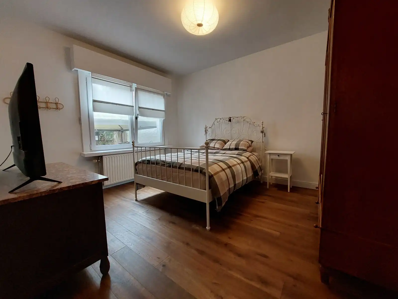 Gerenoveerd gvls 2 slpk app. met tuin  foto 10