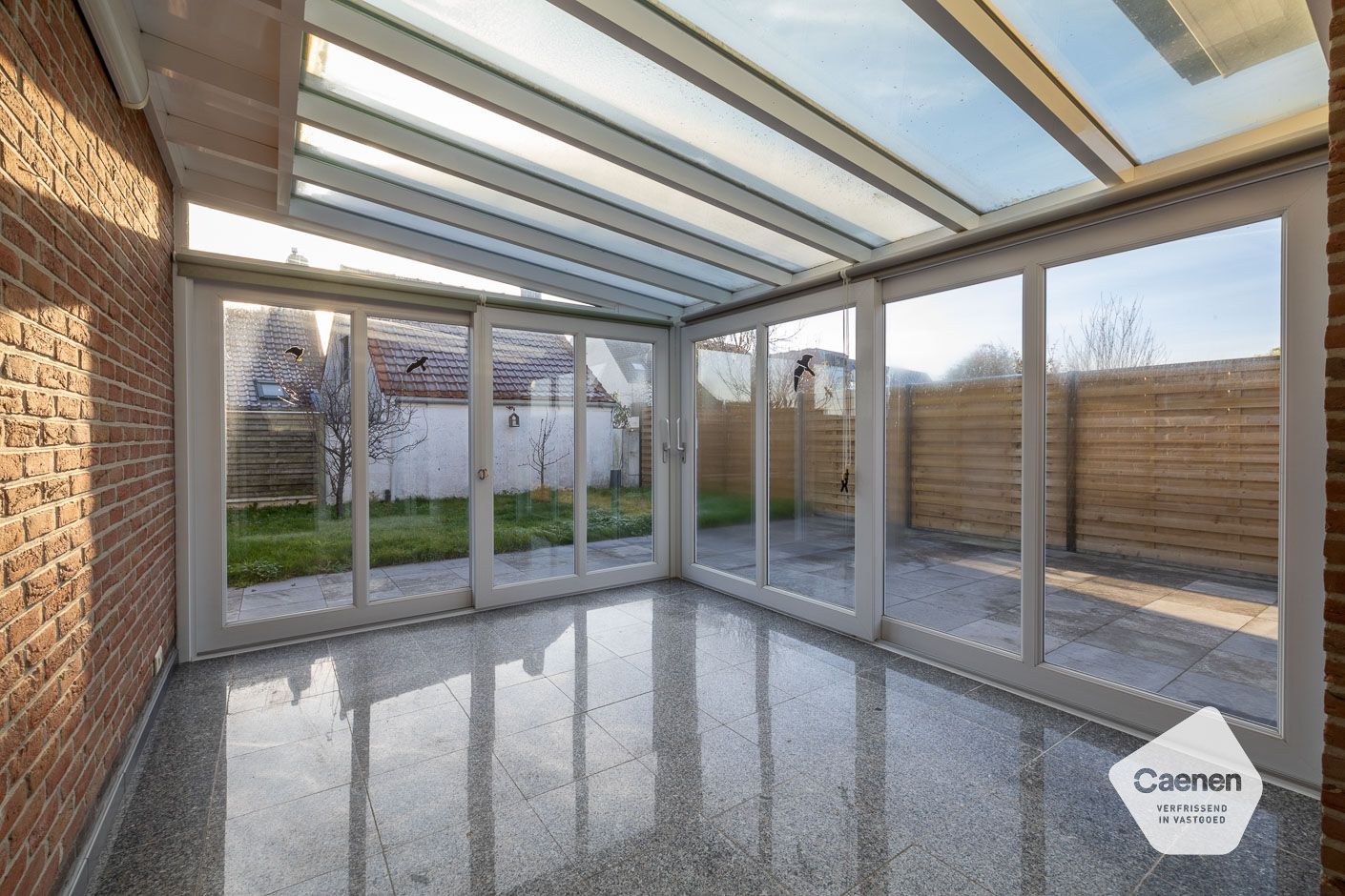 Unieke villa met gelijkvloerse slaapkamer en badkamer foto 9