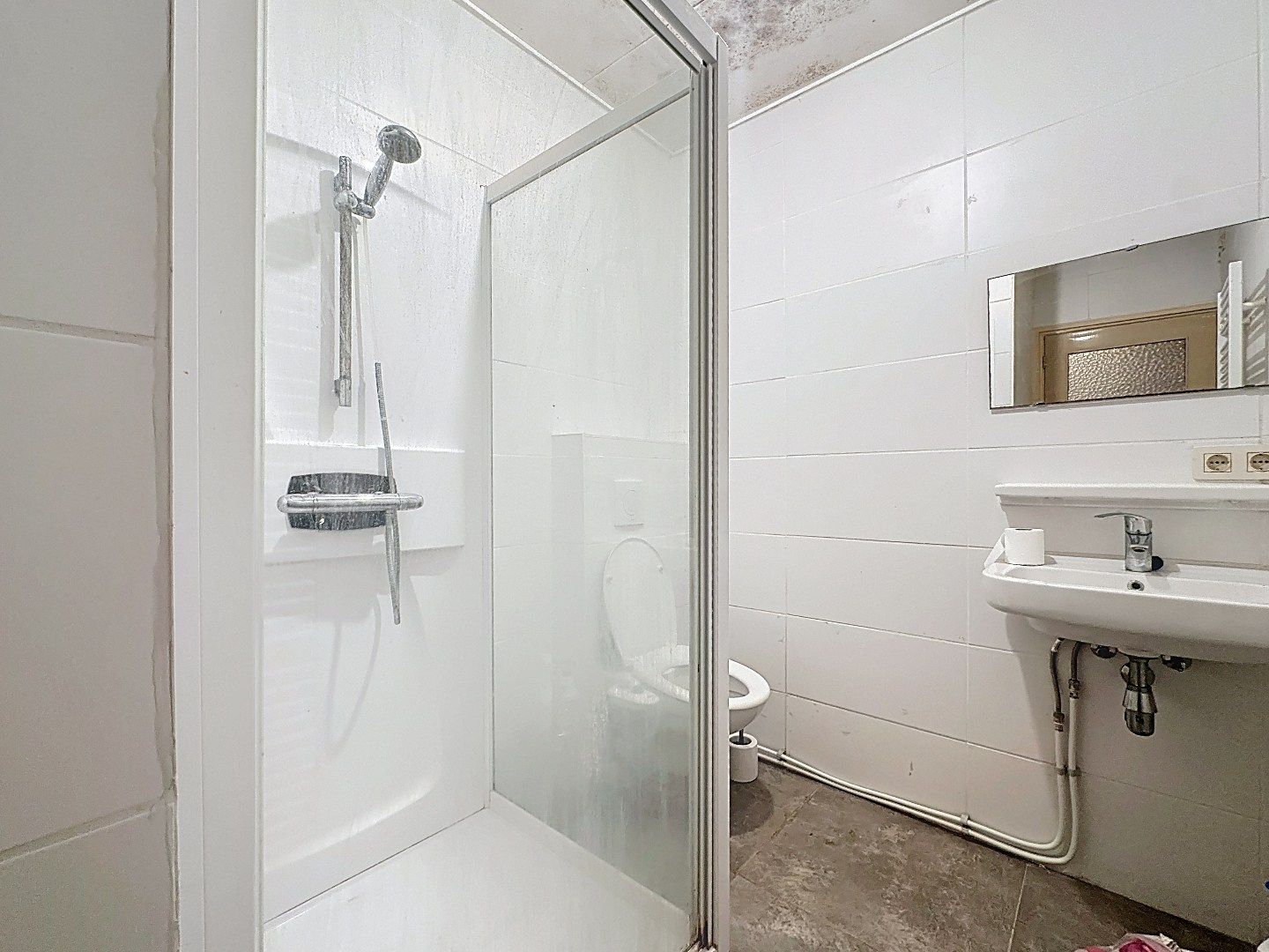 Te huur: Winkelpand met bovenwoning  foto 19
