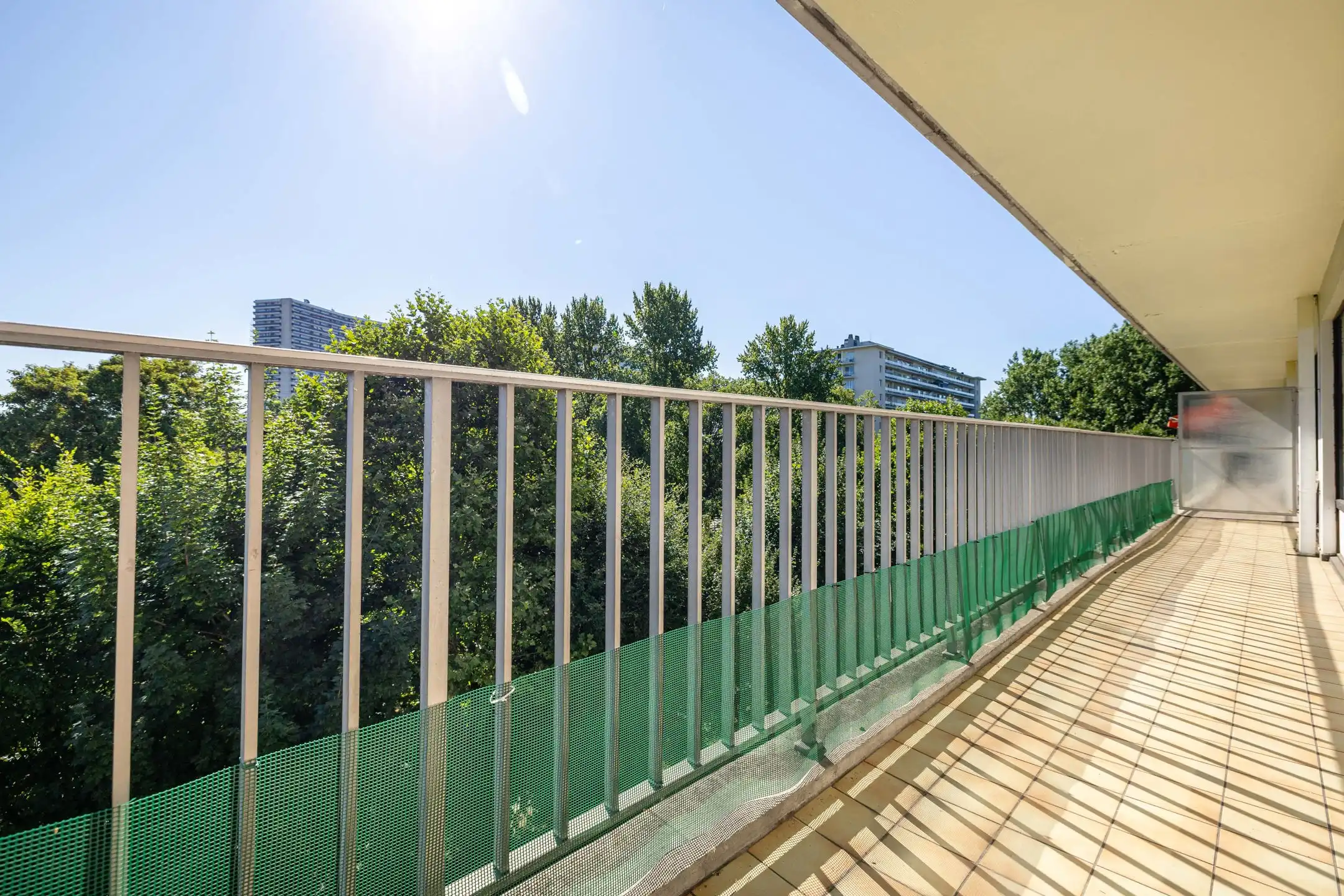 Appartement met 2 slaapkamers van ± 70 m² + groot terras foto 6